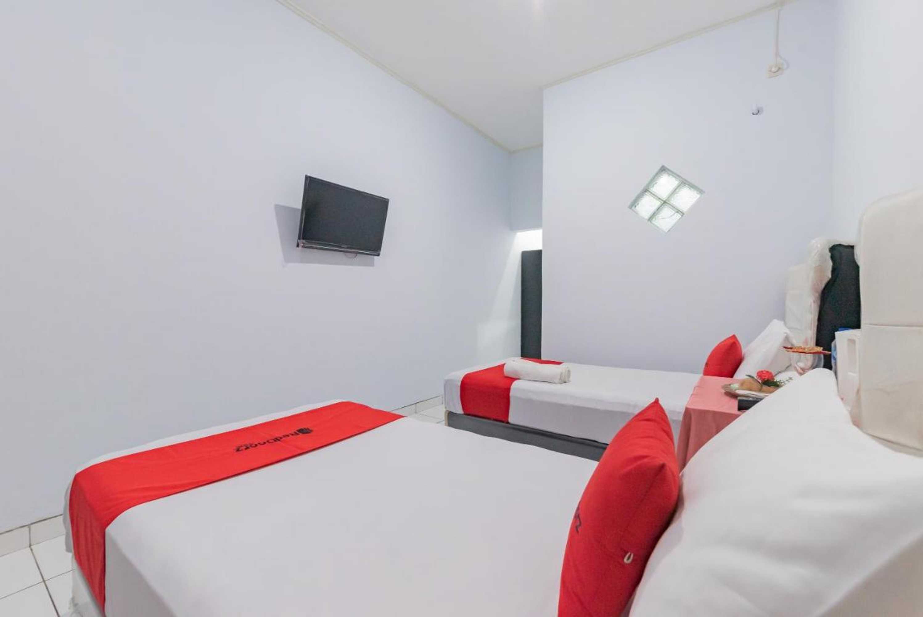 Gift card for Reddoorz Syariah Near Alun Alun Sumedang