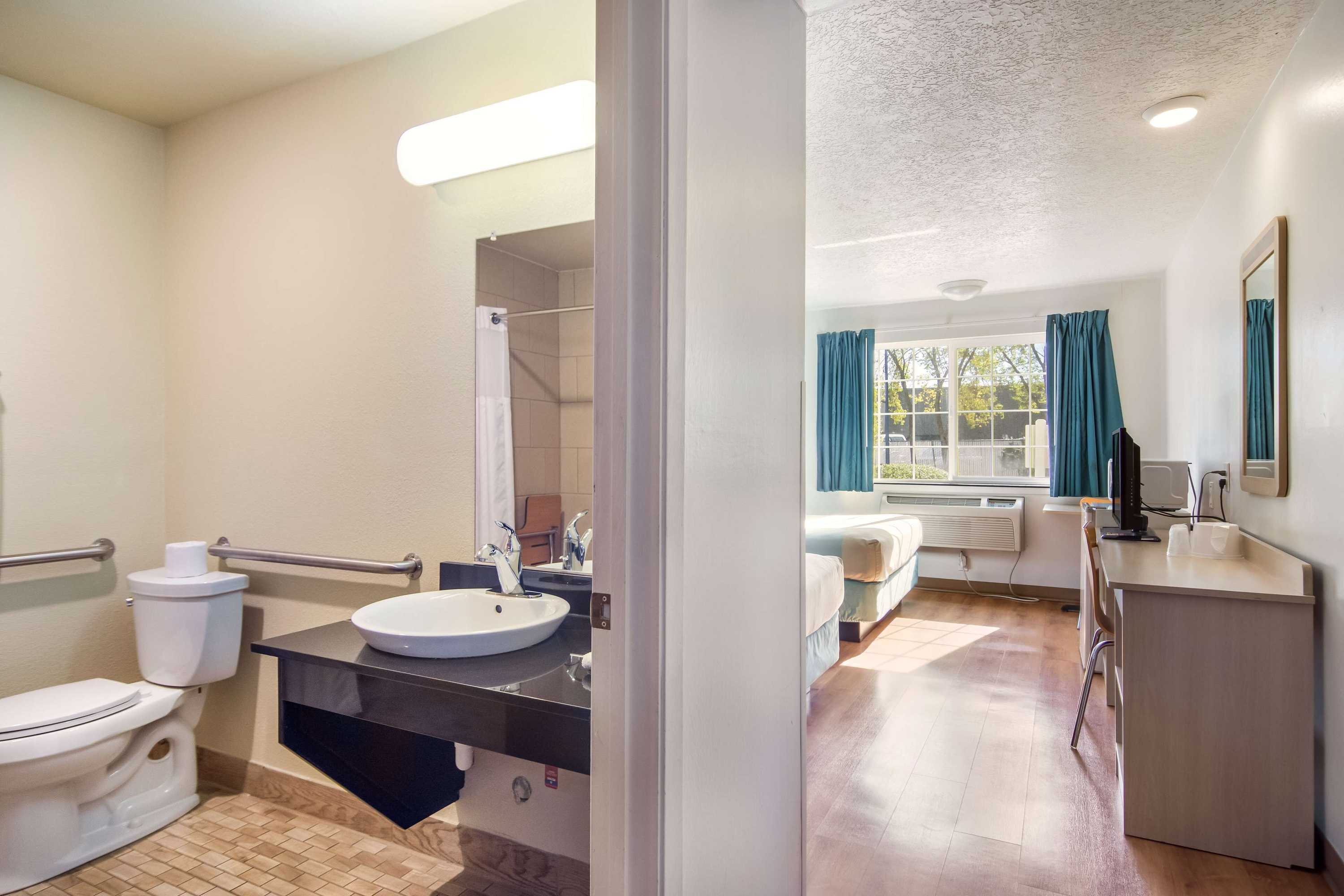 Gift card for Motel 6 The Dalles, OR Gift card for Motel 6 The Dalles, OR