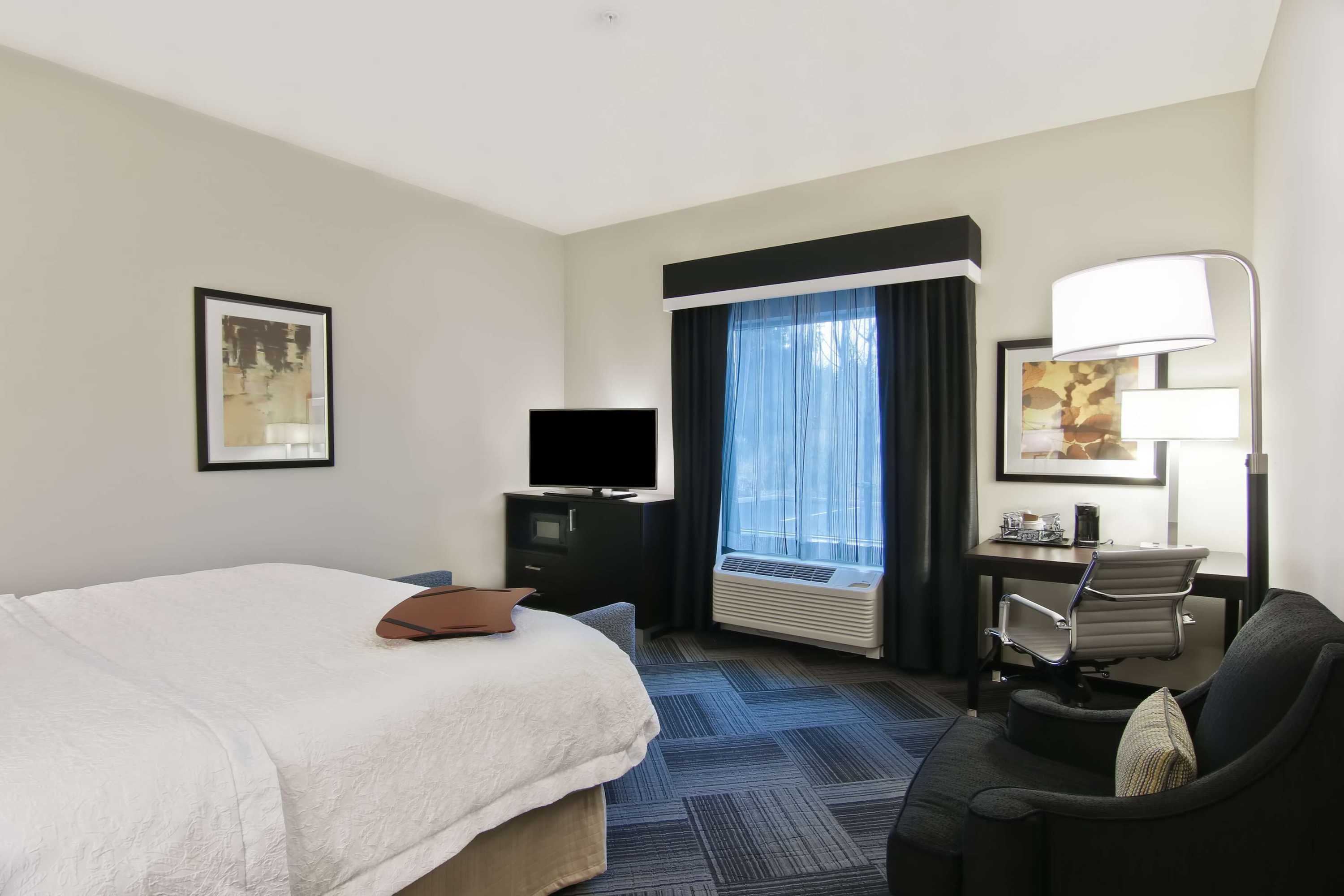 Gift card for Hampton Inn & Suites Bellevue Downtown-Seattle Gift card for Hampton Inn & Suites Bellevue Downtown-Seattle