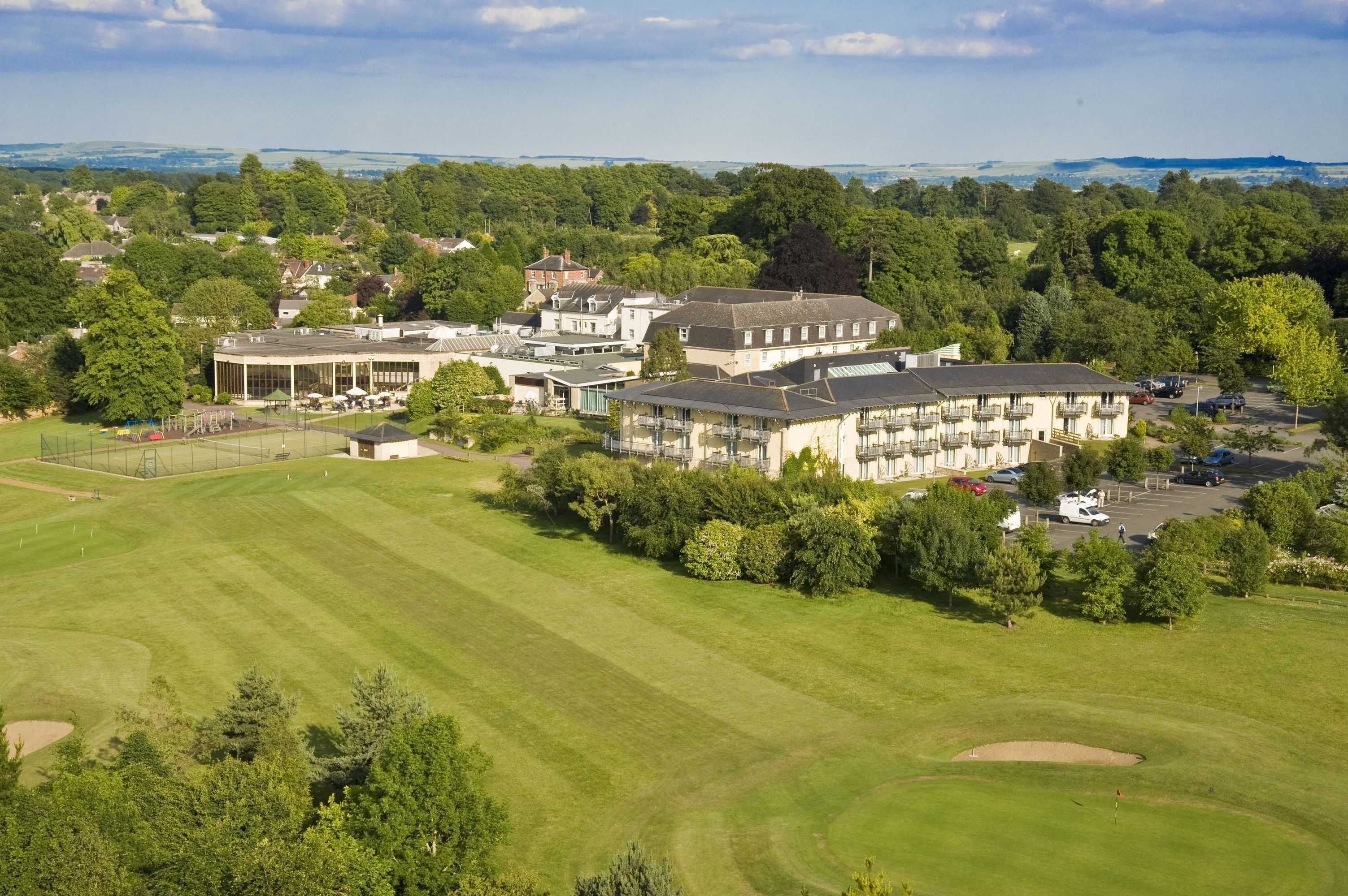 Gift card for Swindon Blunsdon House Hotel, BW Premier Collection Gift card for Swindon Blunsdon House Hotel, BW Premier Collection