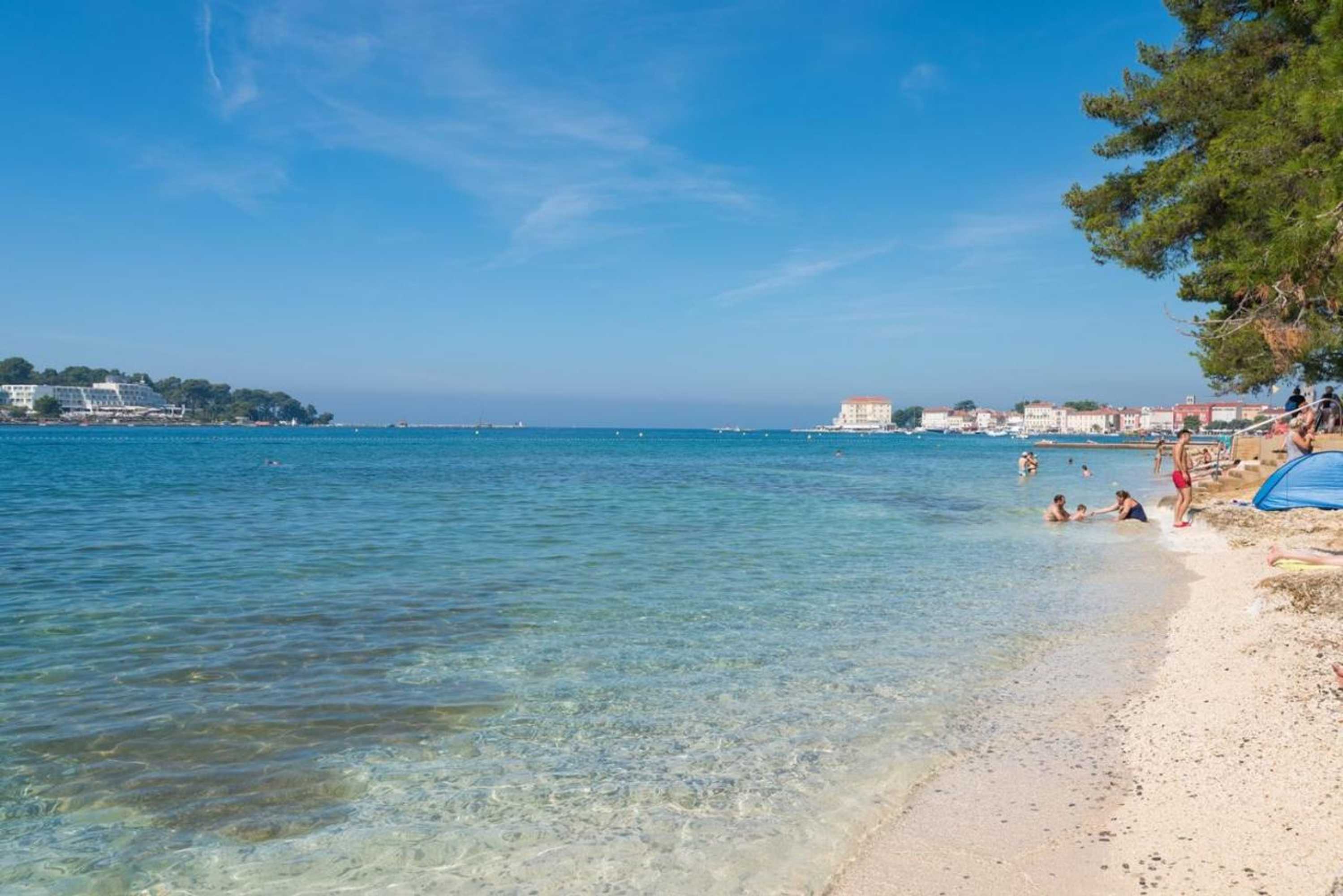 Gift card for Spacious Three-Bedroom Villa Balun With Pool