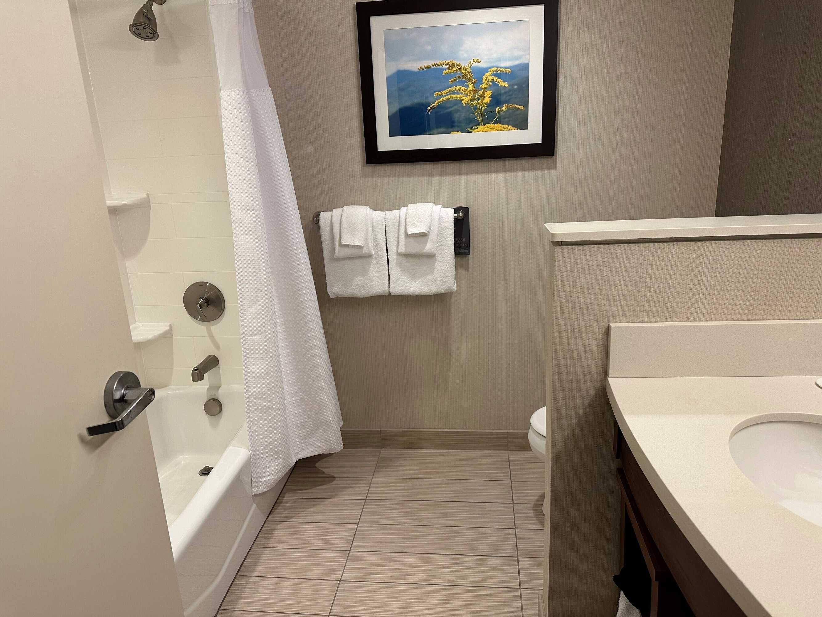 Gift card for Courtyard by Marriott Asheville Airport Gift card for Courtyard by Marriott Asheville Airport