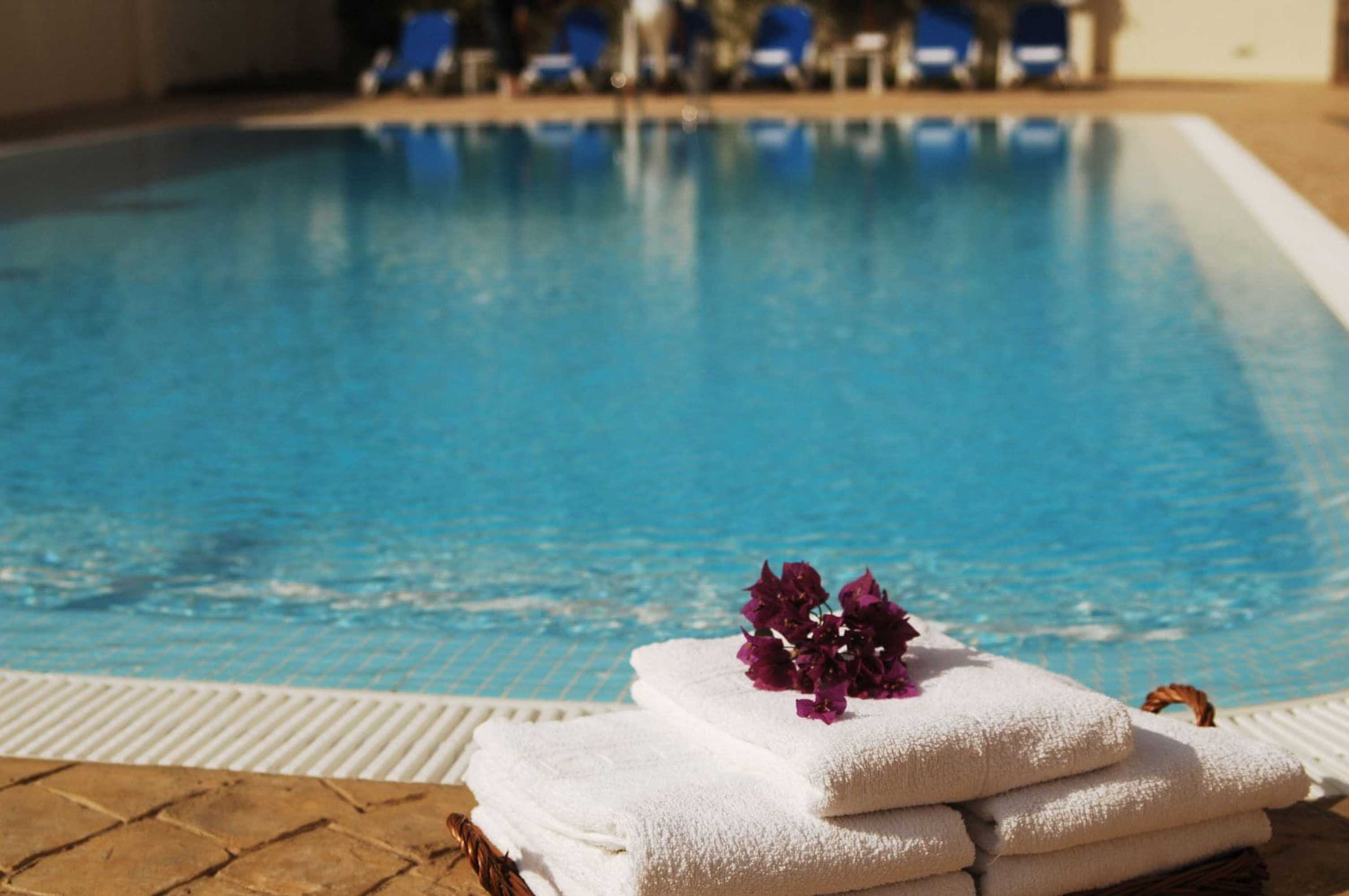 Gift card for Hotel Marisma Sancti Petri Gift card for Hotel Marisma Sancti Petri
