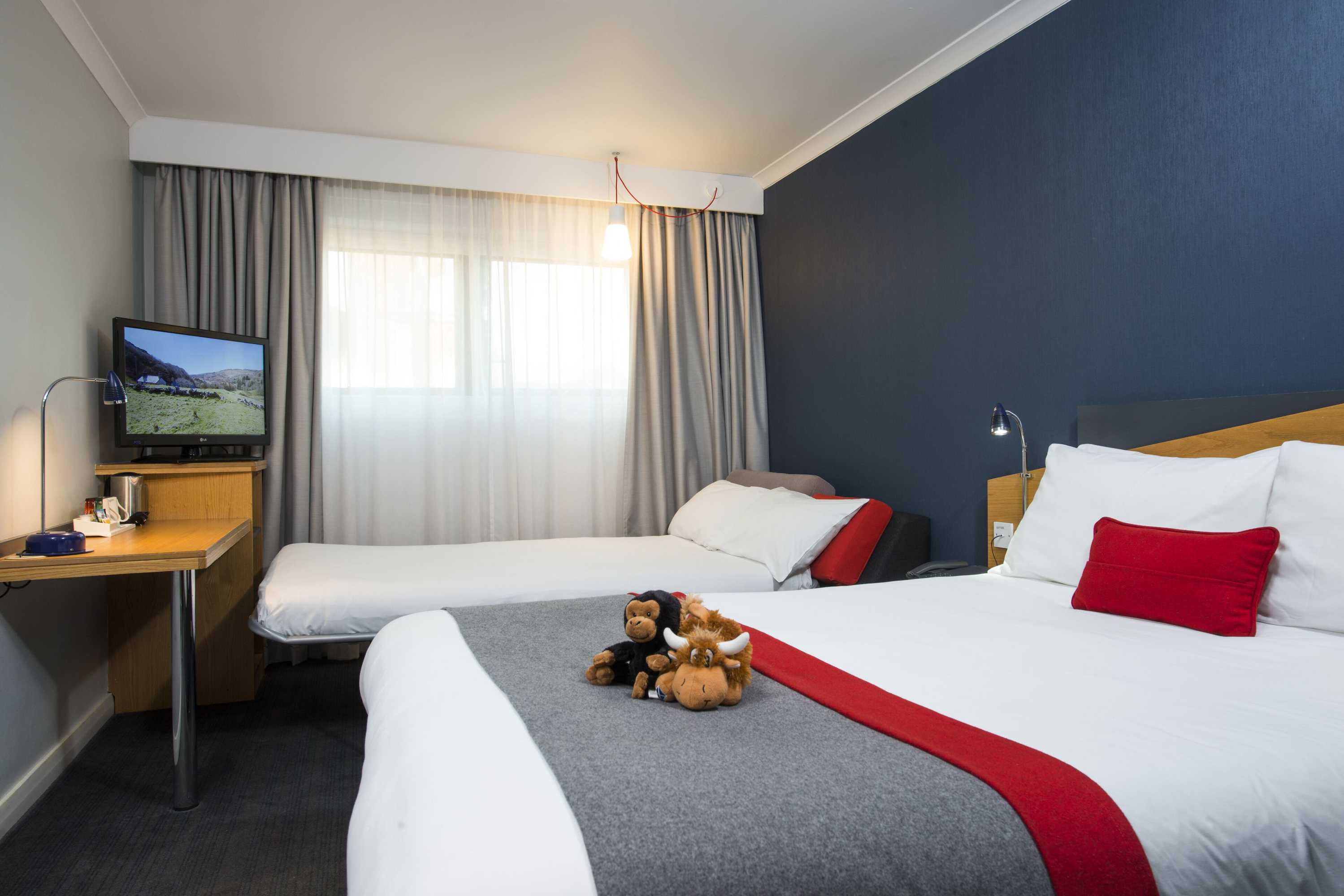 Gift card for Holiday Inn Express Birmingham - Oldbury by Ihg Gift card for Holiday Inn Express Birmingham - Oldbury by Ihg