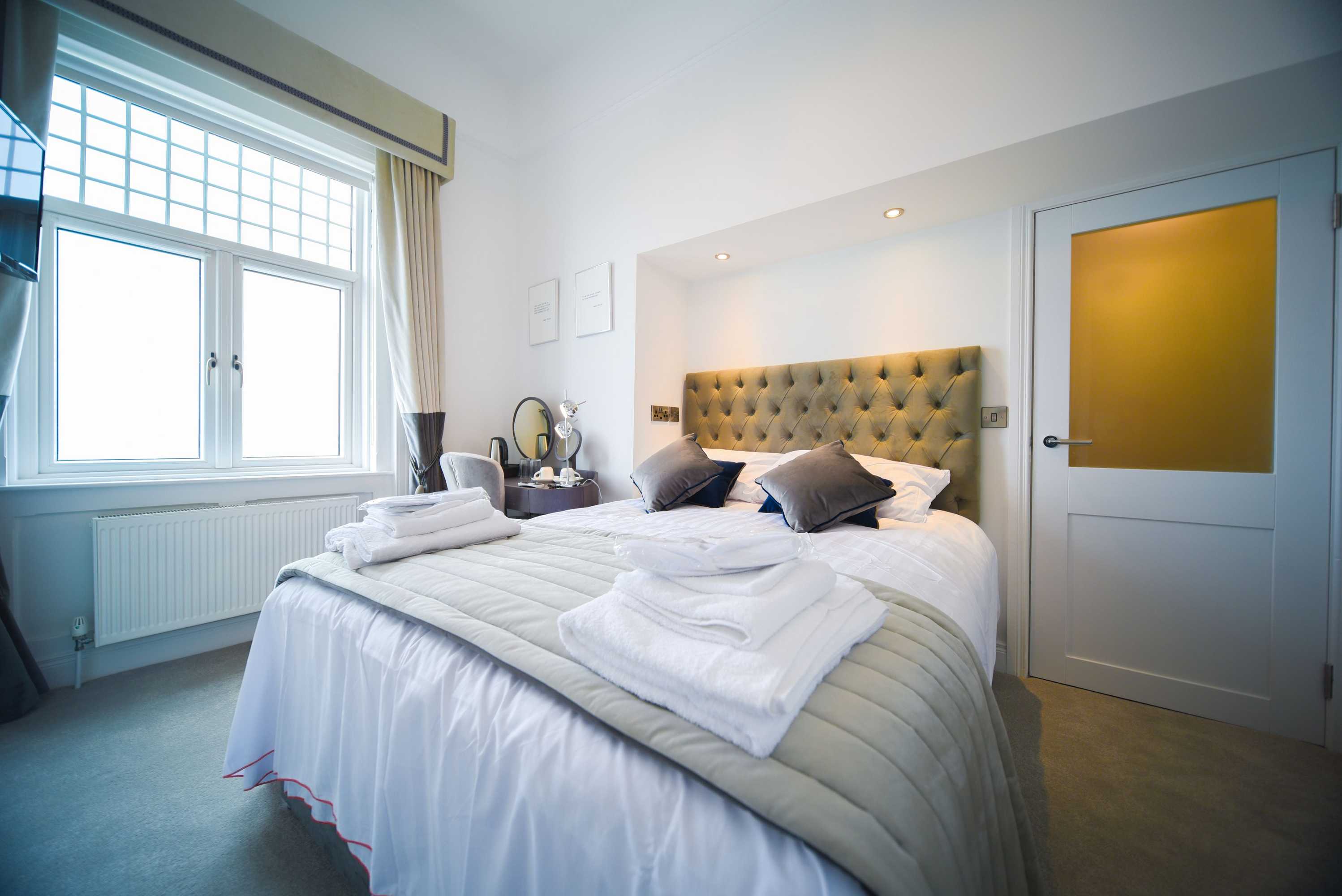 Gift card for The Strand Hotel, The Former Residence of Oscar Wilde