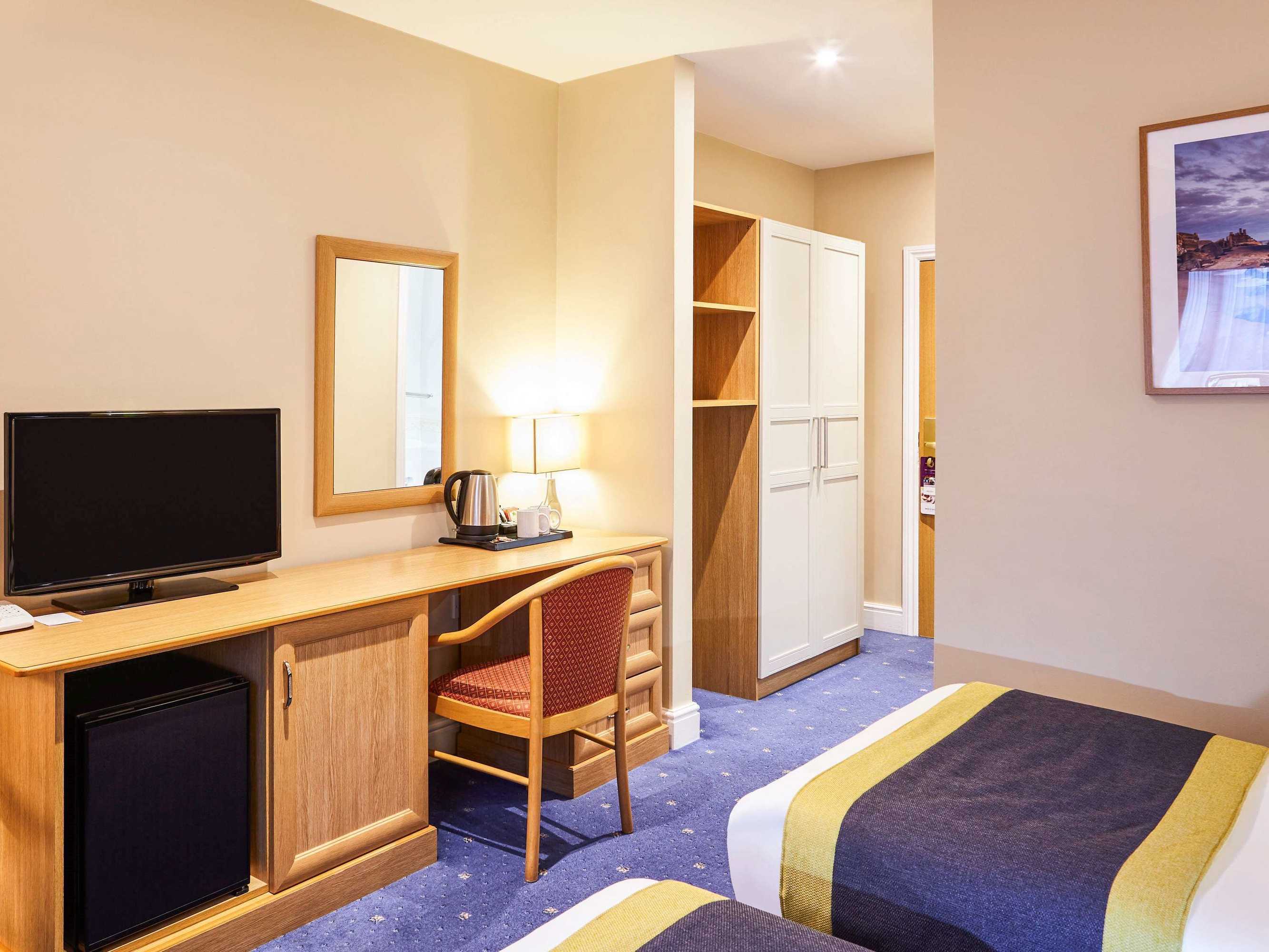 Gift card for Mercure Newbury West Grange Hotel Gift card for Mercure Newbury West Grange Hotel