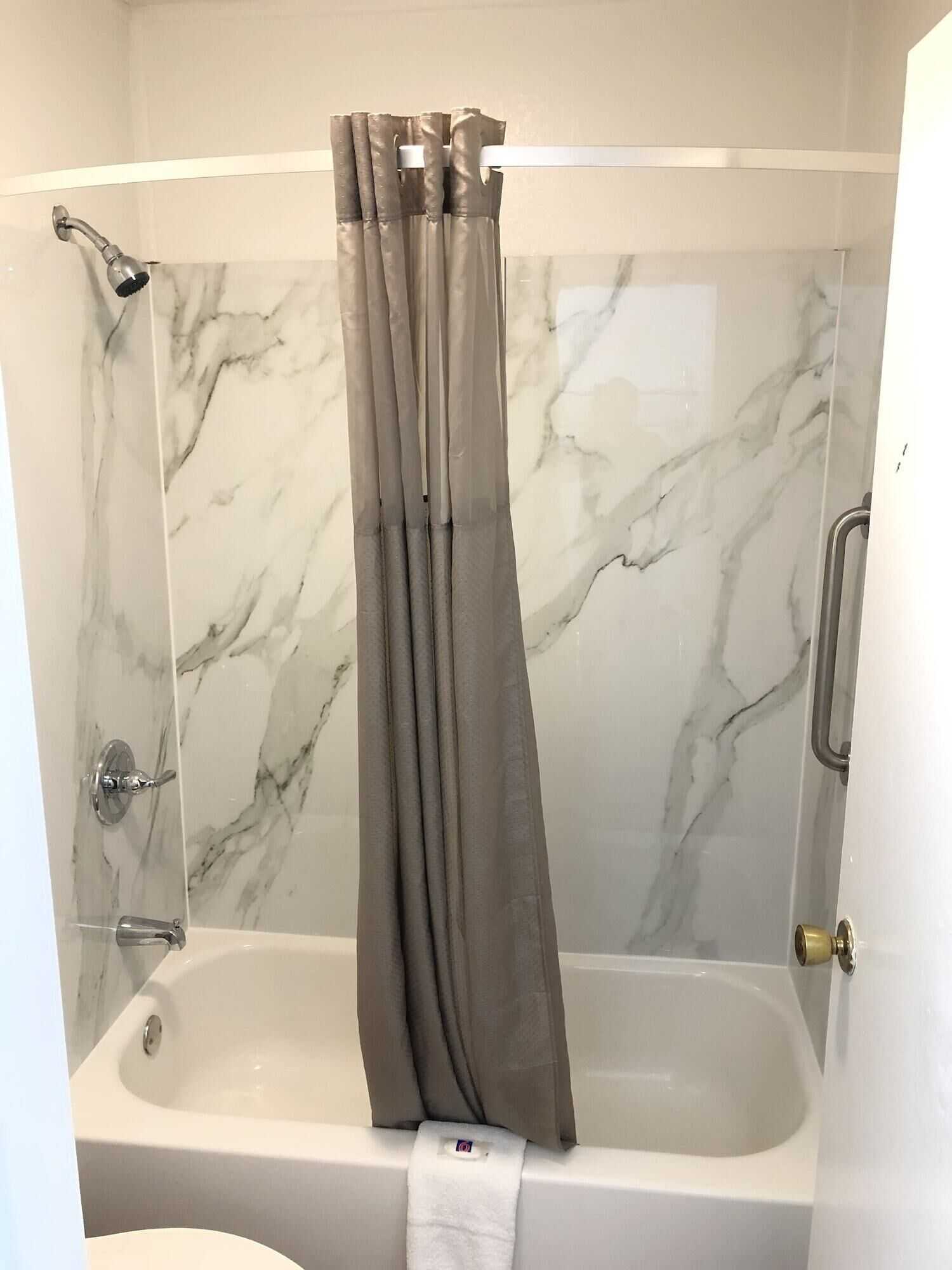 Gift card for Motel 6 Parkersburg, WV