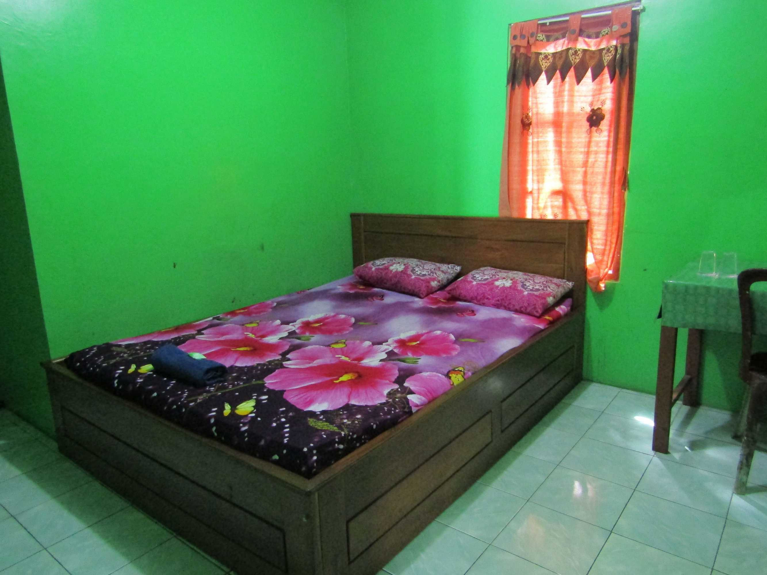 Gift card for Losmen Kinasih Puncak & Gazebo Pandang Gift card for Losmen Kinasih Puncak & Gazebo Pandang