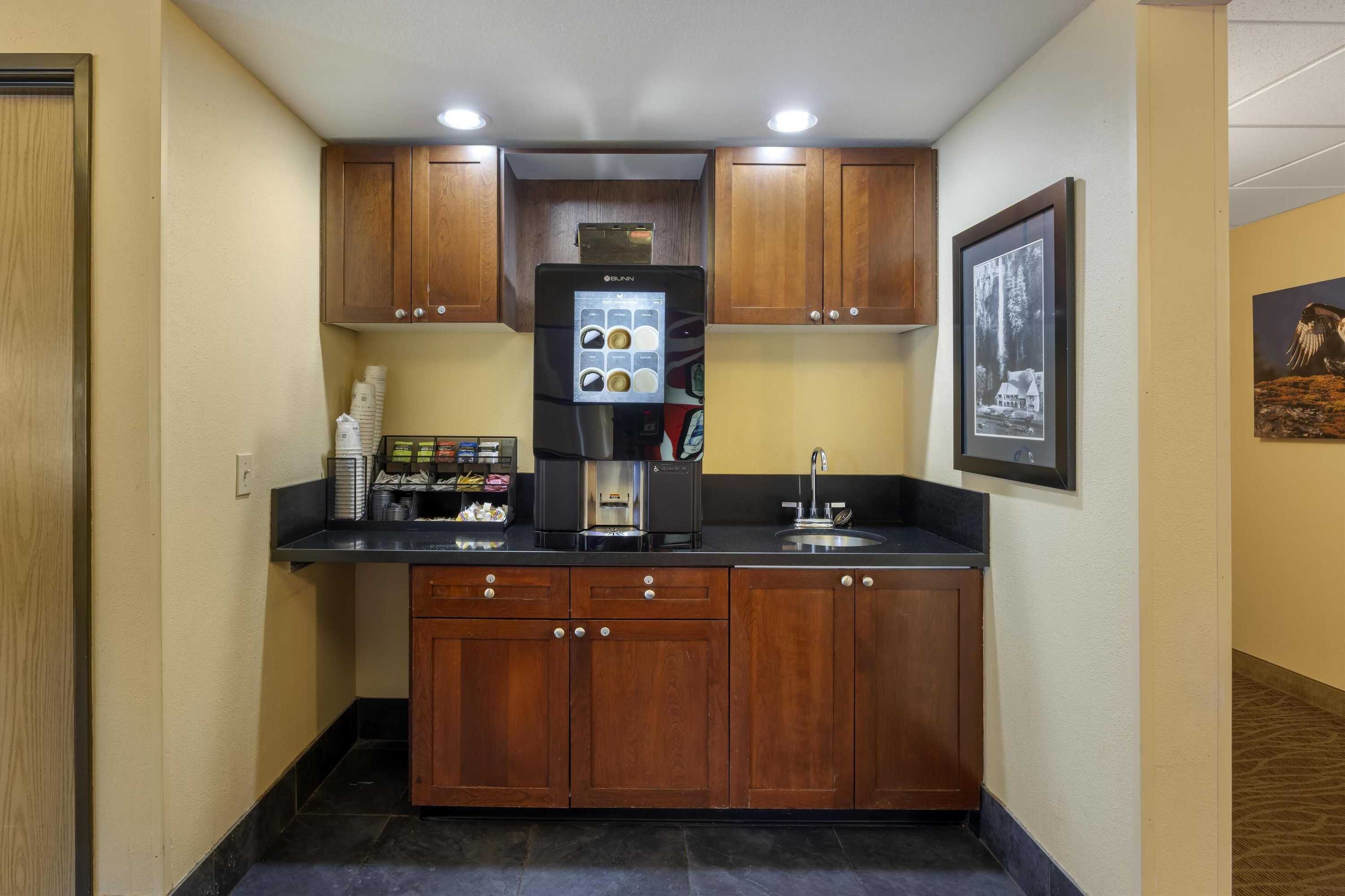 Gift card for Best Western Plus Columbia River Inn