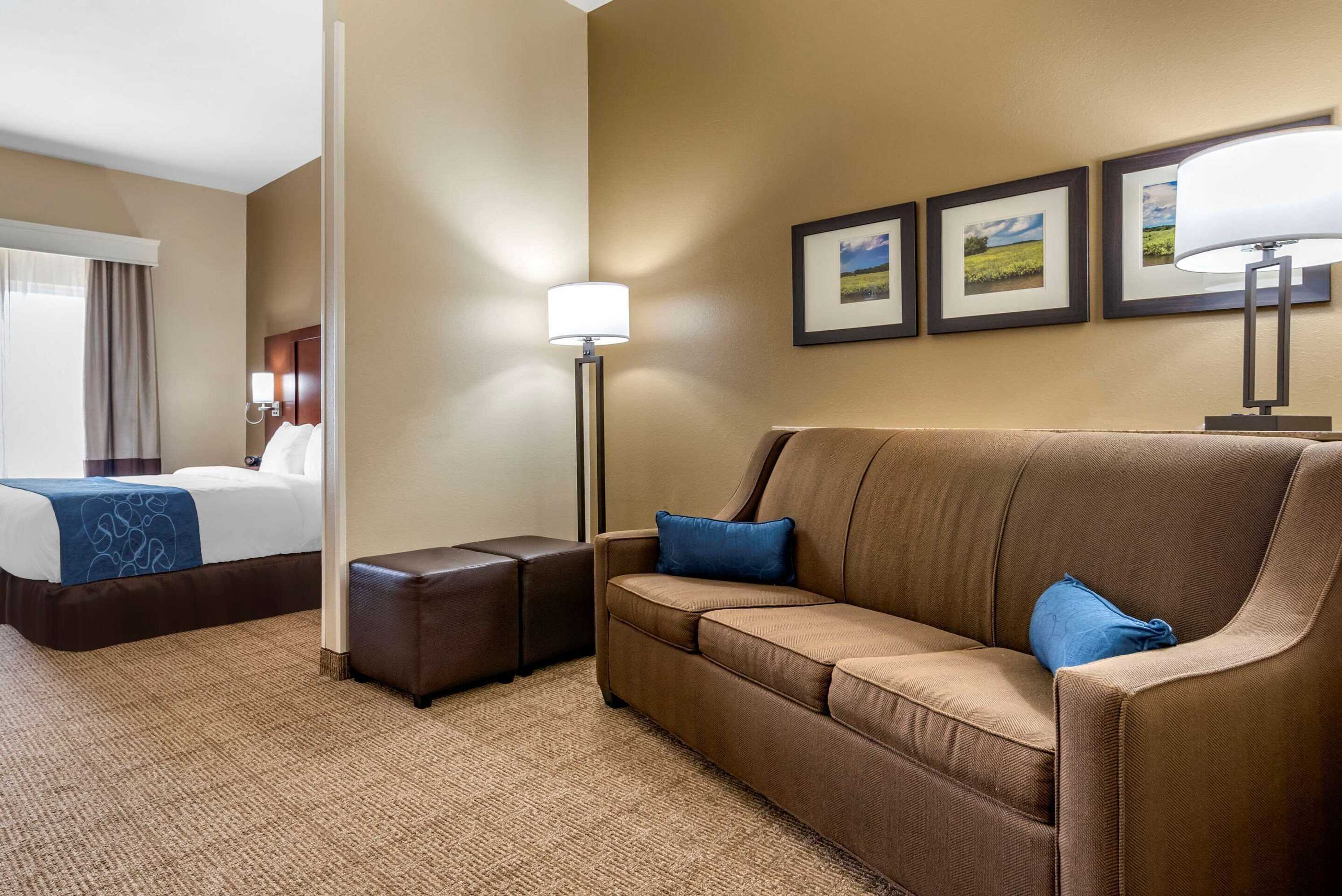Gift card for Comfort Suites Niceville Near Elgin Air Force Base Gift card for Comfort Suites Niceville Near Elgin Air Force Base