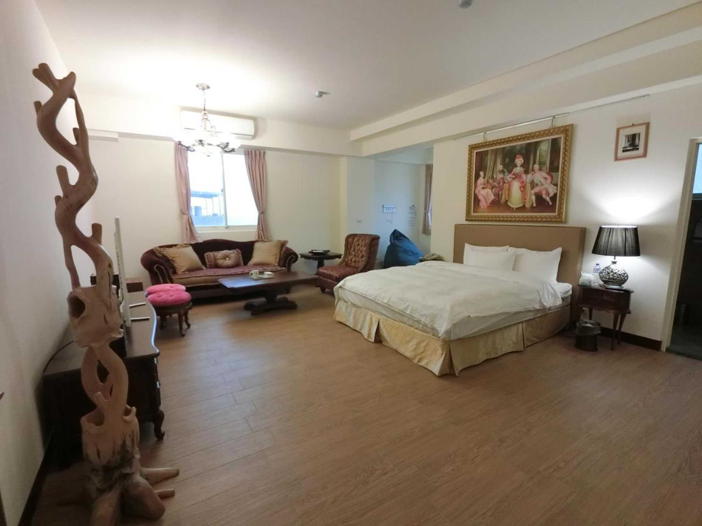 Gift card for Long Zhi Yue Hotel