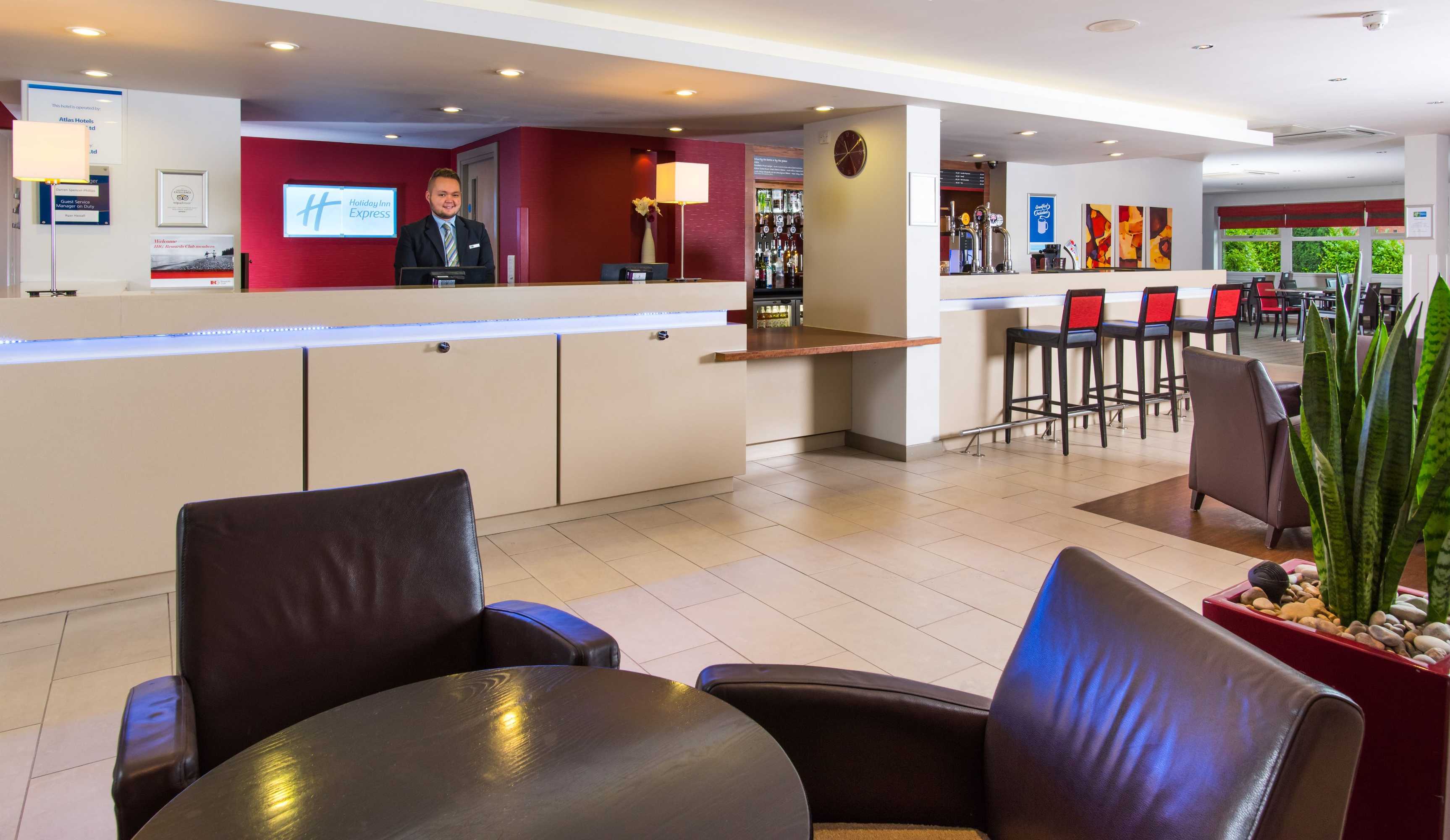 Gift card for Holiday Inn Express East Midlands Airport by Ihg Gift card for Holiday Inn Express East Midlands Airport by Ihg