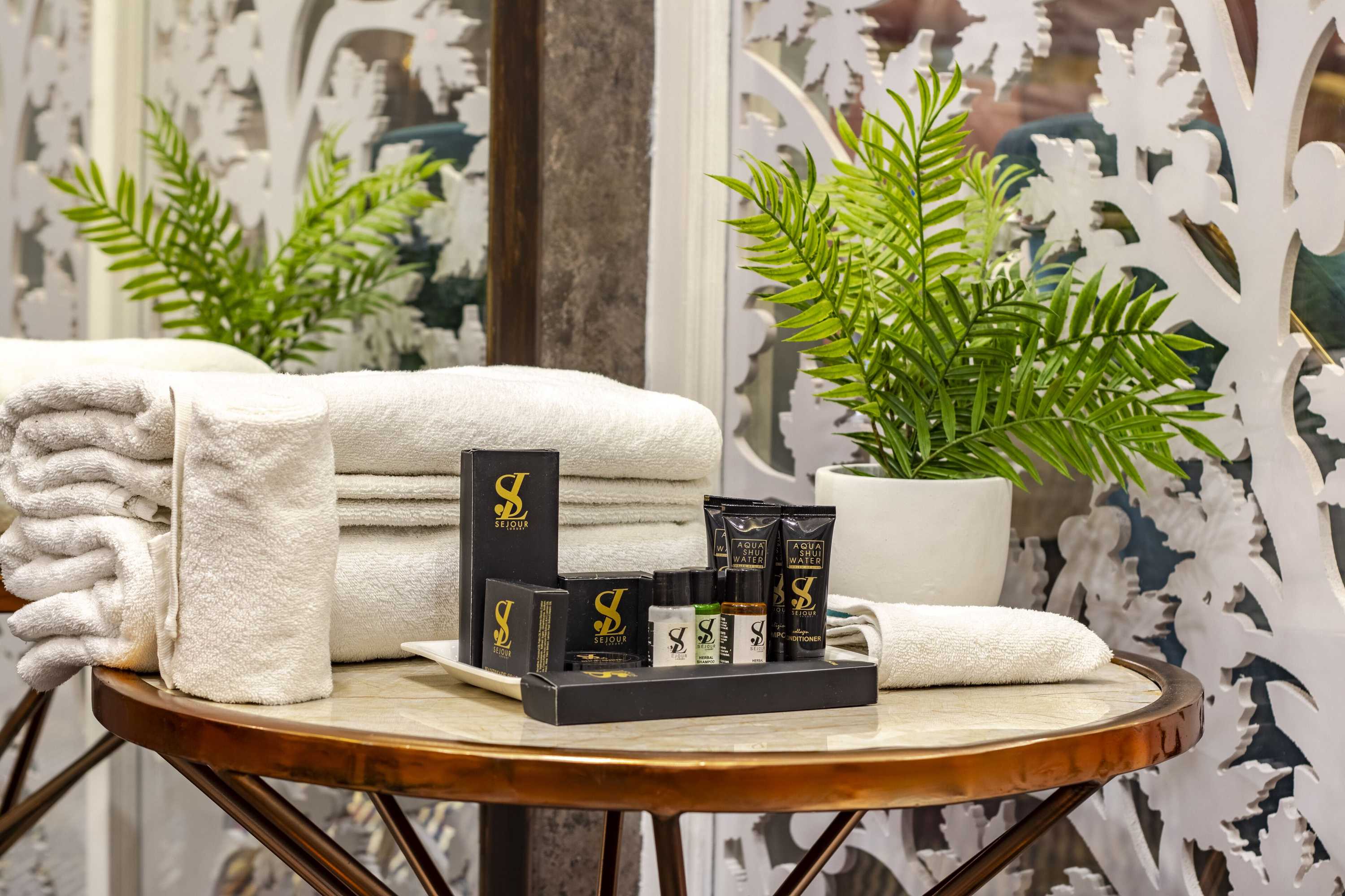 Gift card for Hotel Sejour Luxury Srinagar Gift card for Hotel Sejour Luxury Srinagar