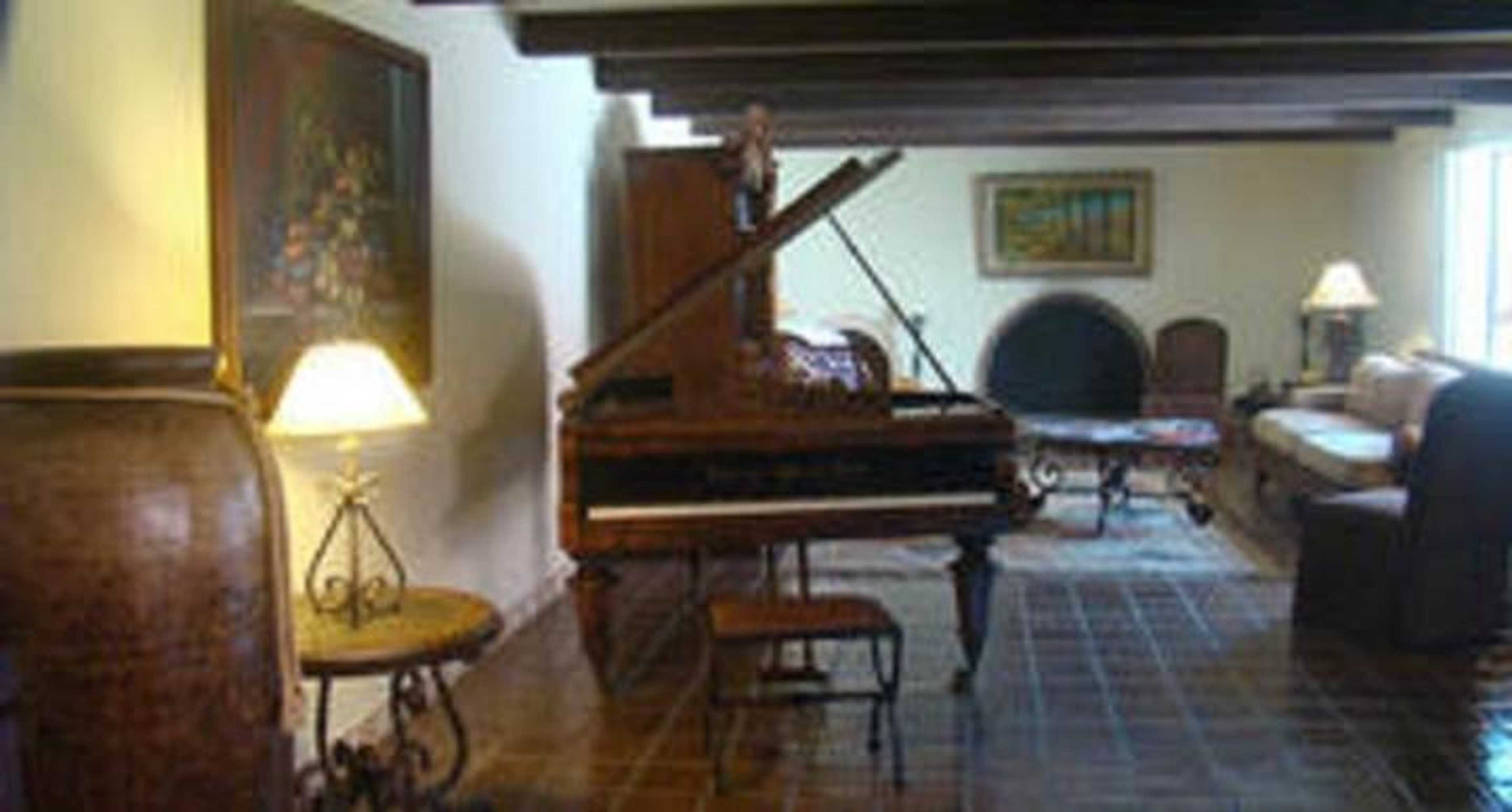 Gift card for Spanish Villa Inn