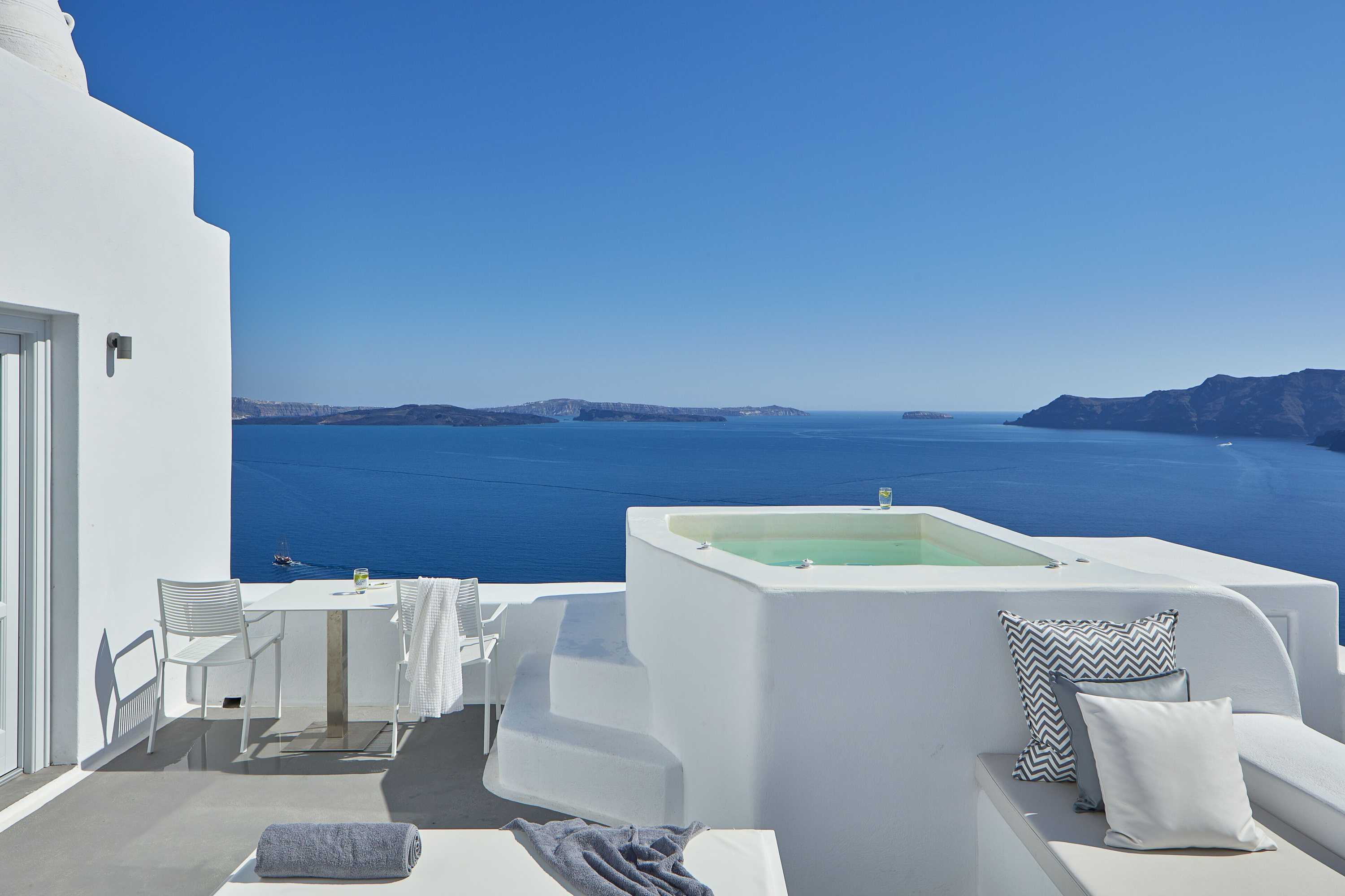 Gift card for Katikies Villa Santorini - The Leading Hotels Of The World Gift card for Katikies Villa Santorini - The Leading Hotels Of The World