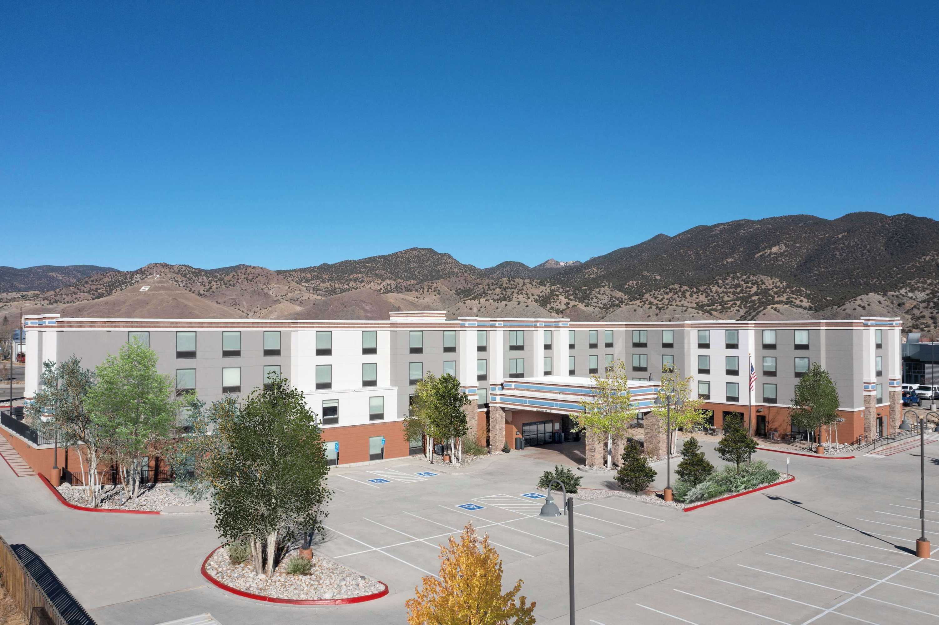 Gift card for Hampton Inn & Suites Salida