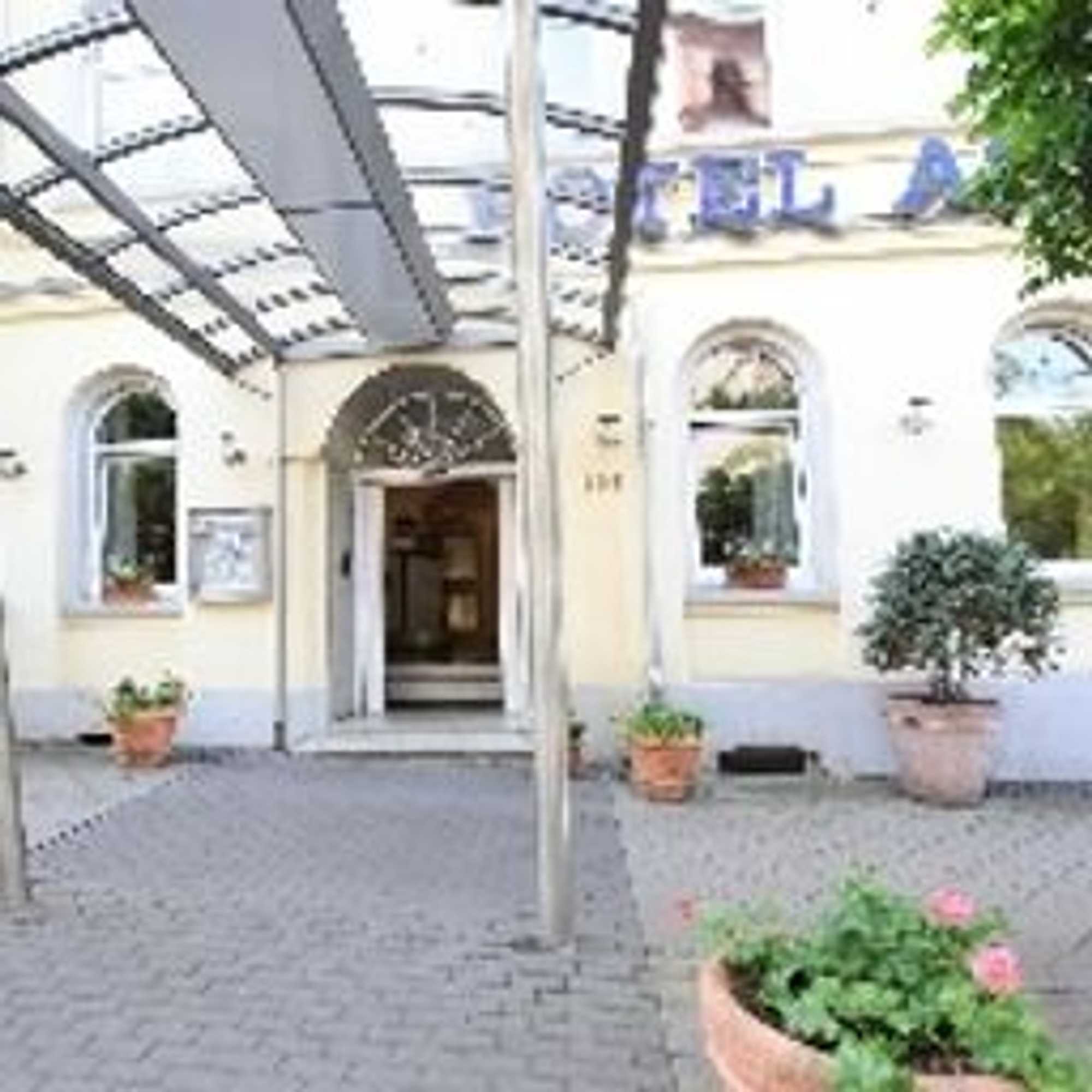 Gift card for Adesso Hotel Kassel -Pay at Property on Arrival- Ihr Automatenhotel in Kassel Gift card for Adesso Hotel Kassel -Pay at Property on Arrival- Ihr Automatenhotel in Kassel