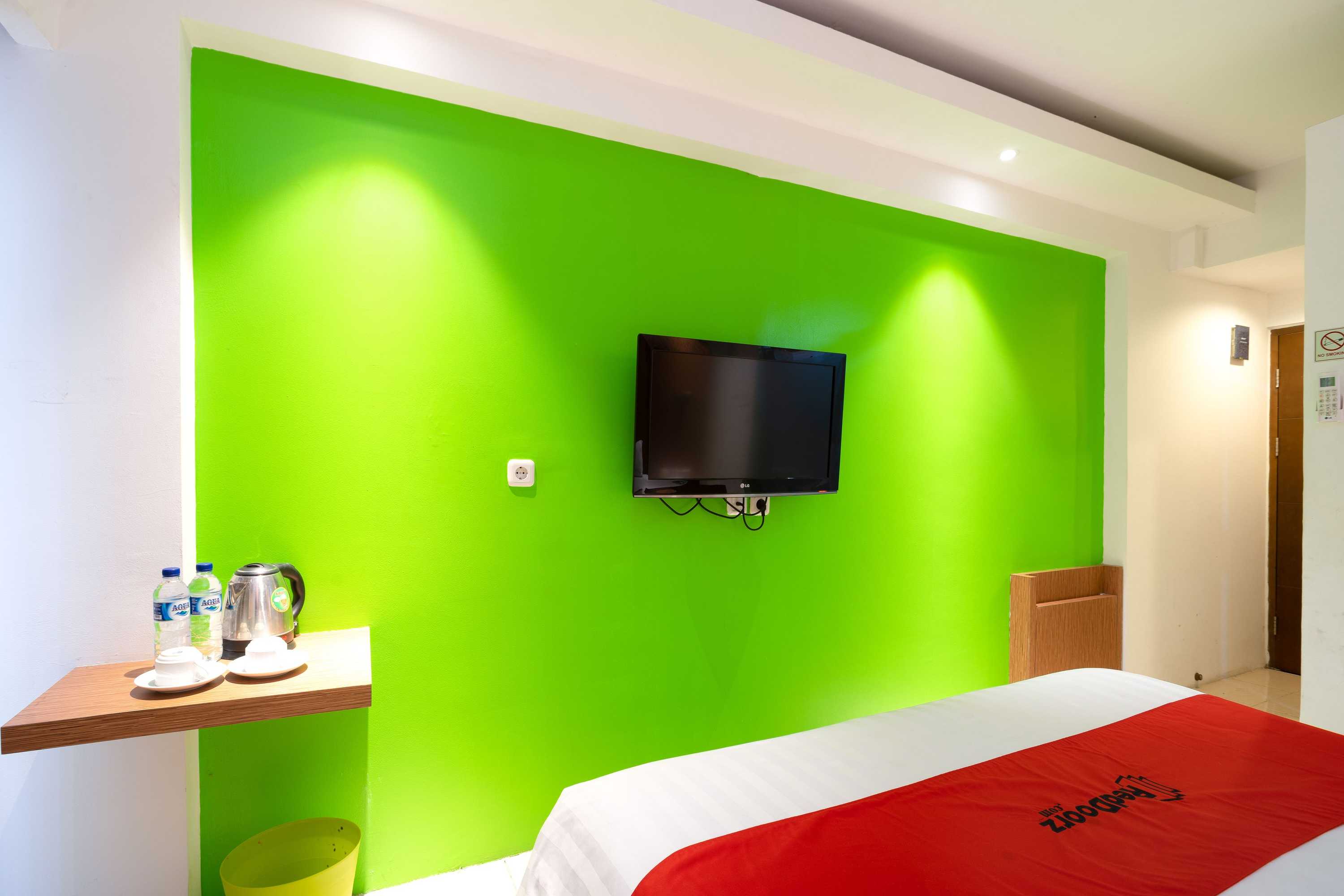 Gift card for Reddoorz Apartment at Bogor Valley Gift card for Reddoorz Apartment at Bogor Valley