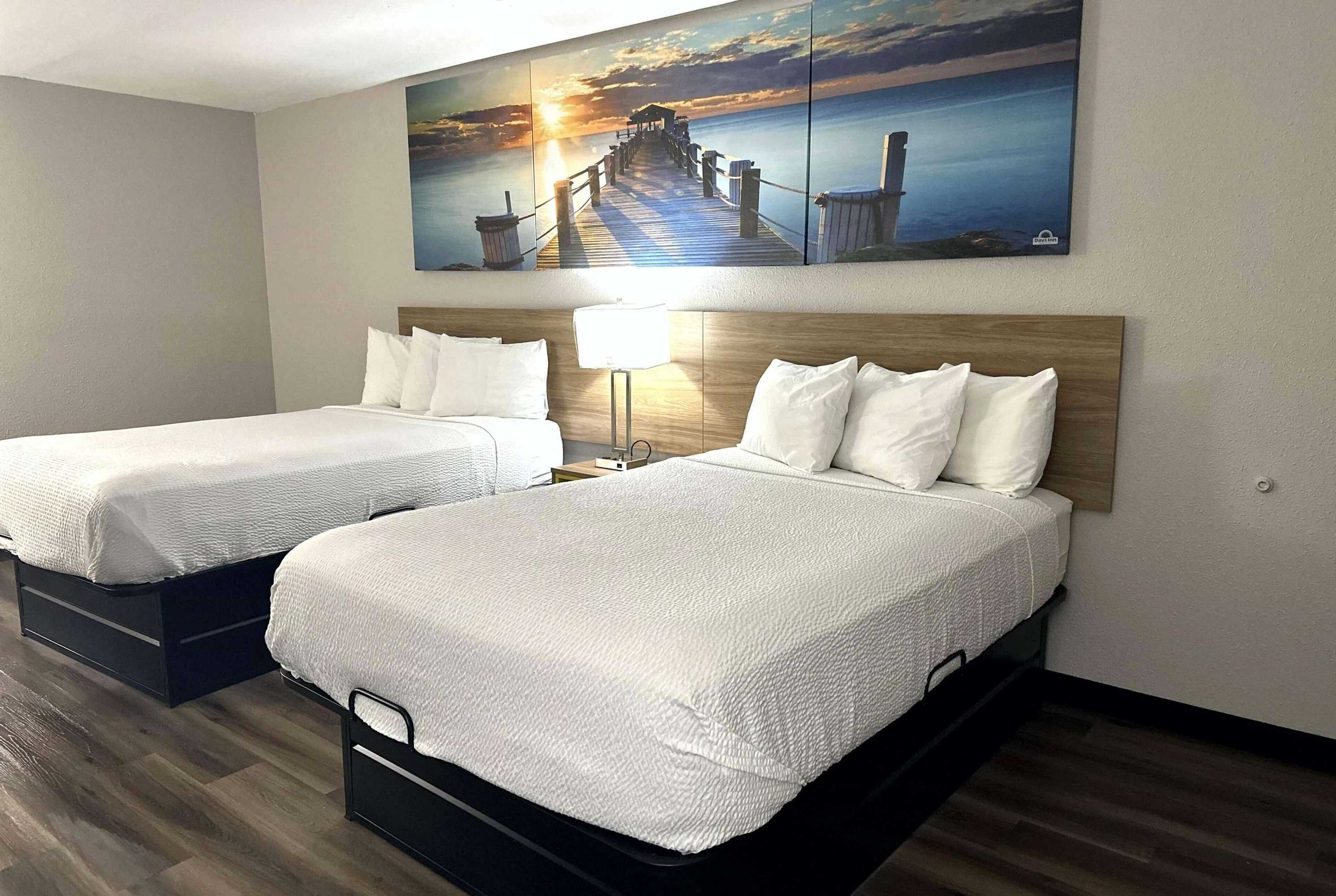 Gift card for Days Inn by Wyndham Huntington Gift card for Days Inn by Wyndham Huntington