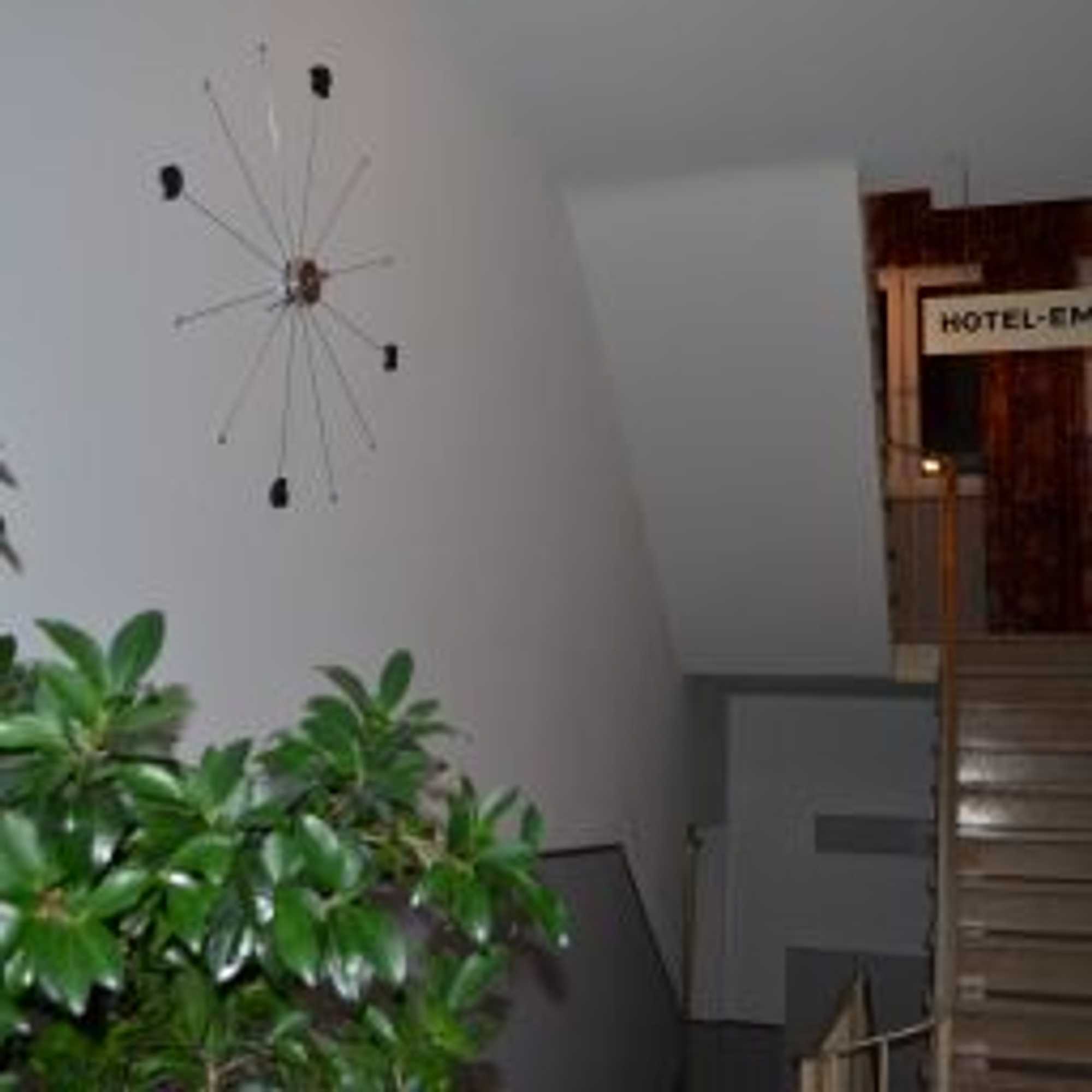 Gift card for Hotel Prinz Carl - Apartments Mit Klimaanlage Gift card for Hotel Prinz Carl - Apartments Mit Klimaanlage