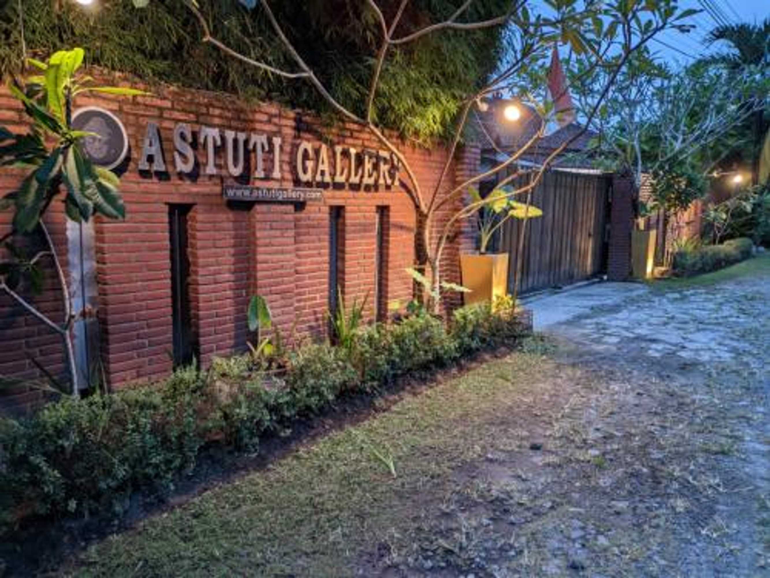 Gift card for Astuti Gallery Homestay Gift card for Astuti Gallery Homestay