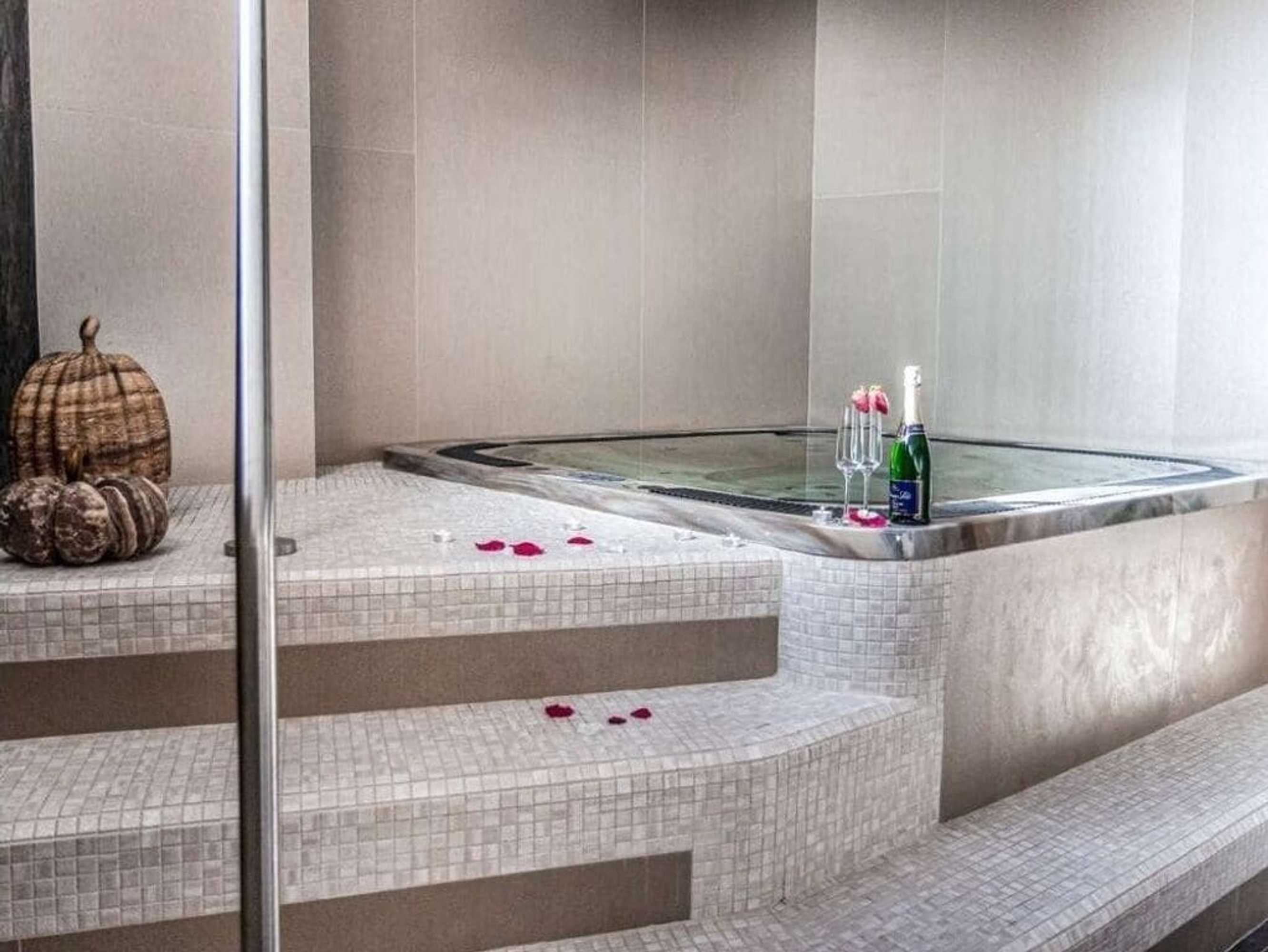 Gift card for Hotel Belaria Resort - Wellness, Bazén Gift card for Hotel Belaria Resort - Wellness, Bazén