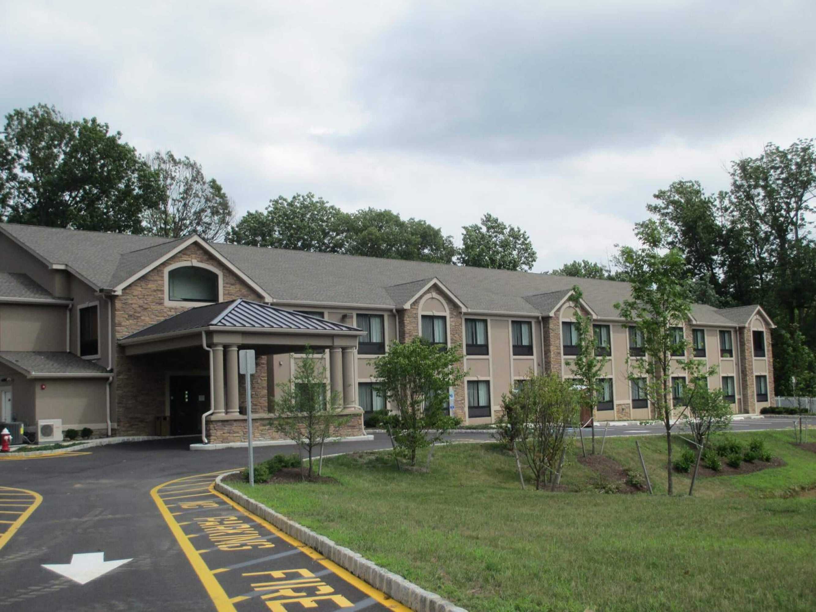 Gift card for Red Carpet Inn And Suites Monmouth Jtc Gift card for Red Carpet Inn And Suites Monmouth Jtc
