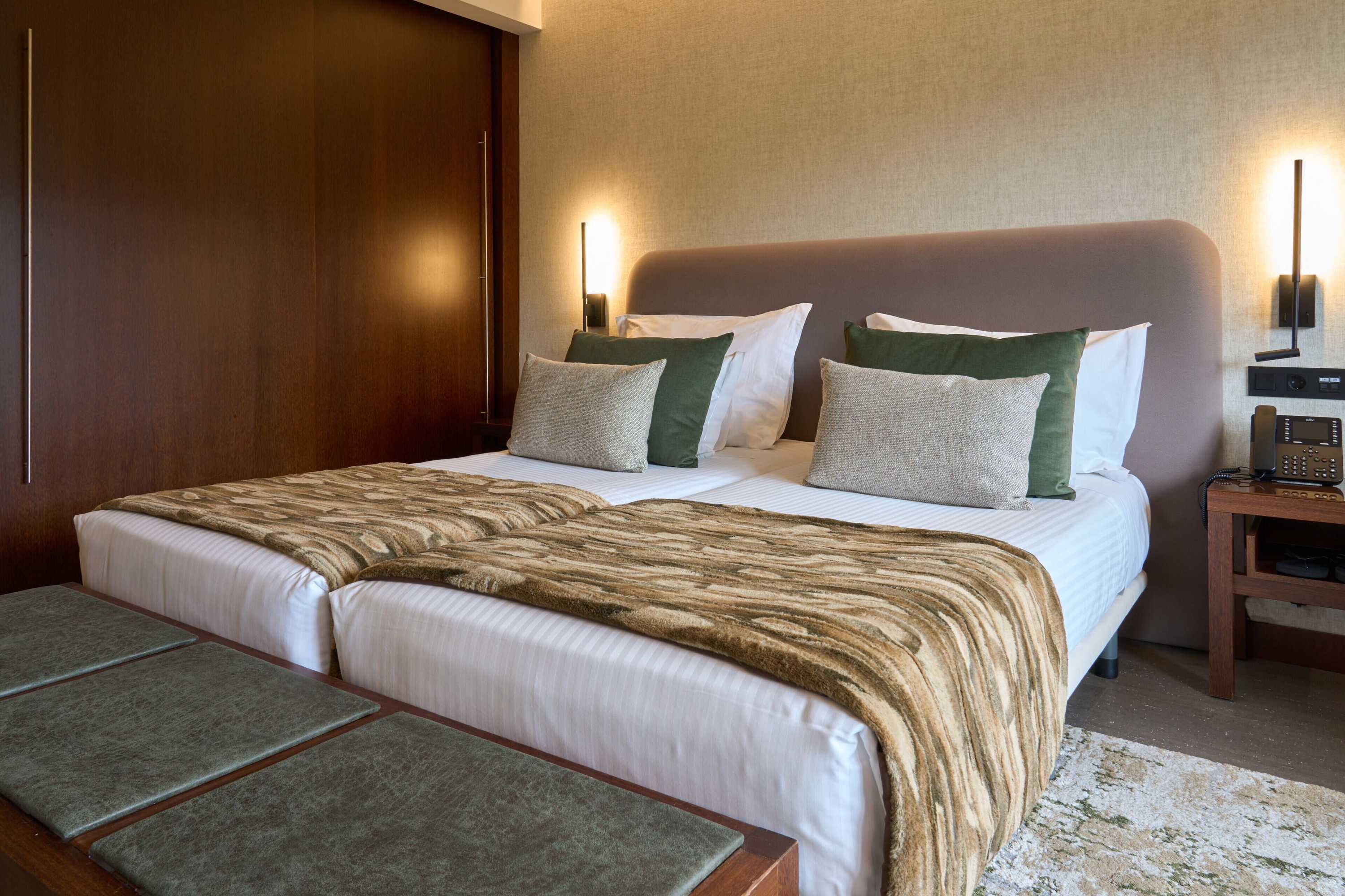 Gift card for H2otel Congress & Medical Spa Gift card for H2otel Congress & Medical Spa