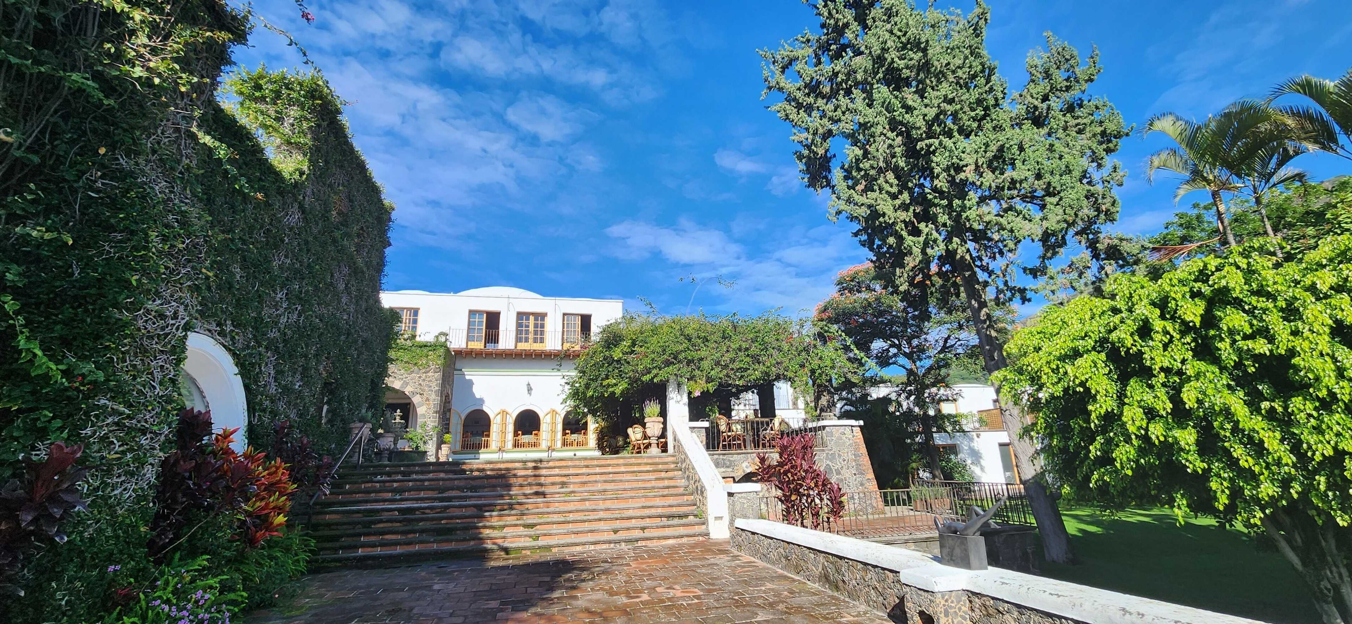 Gift card for Posada Del Tepozteco - Hotel & Gallery Gift card for Posada Del Tepozteco - Hotel & Gallery