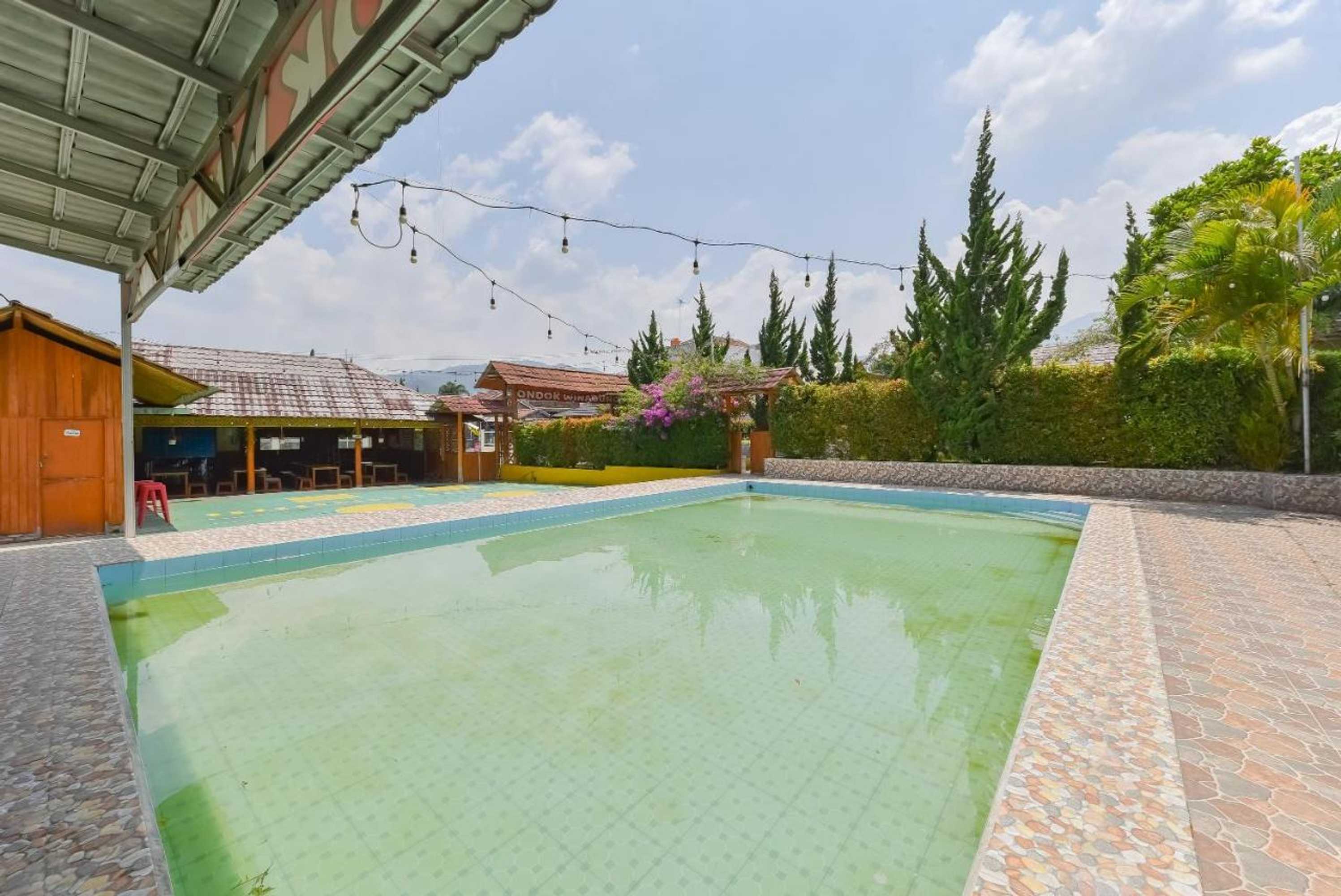 Gift card for Pondok Winagung Hotel by Oyo Rooms