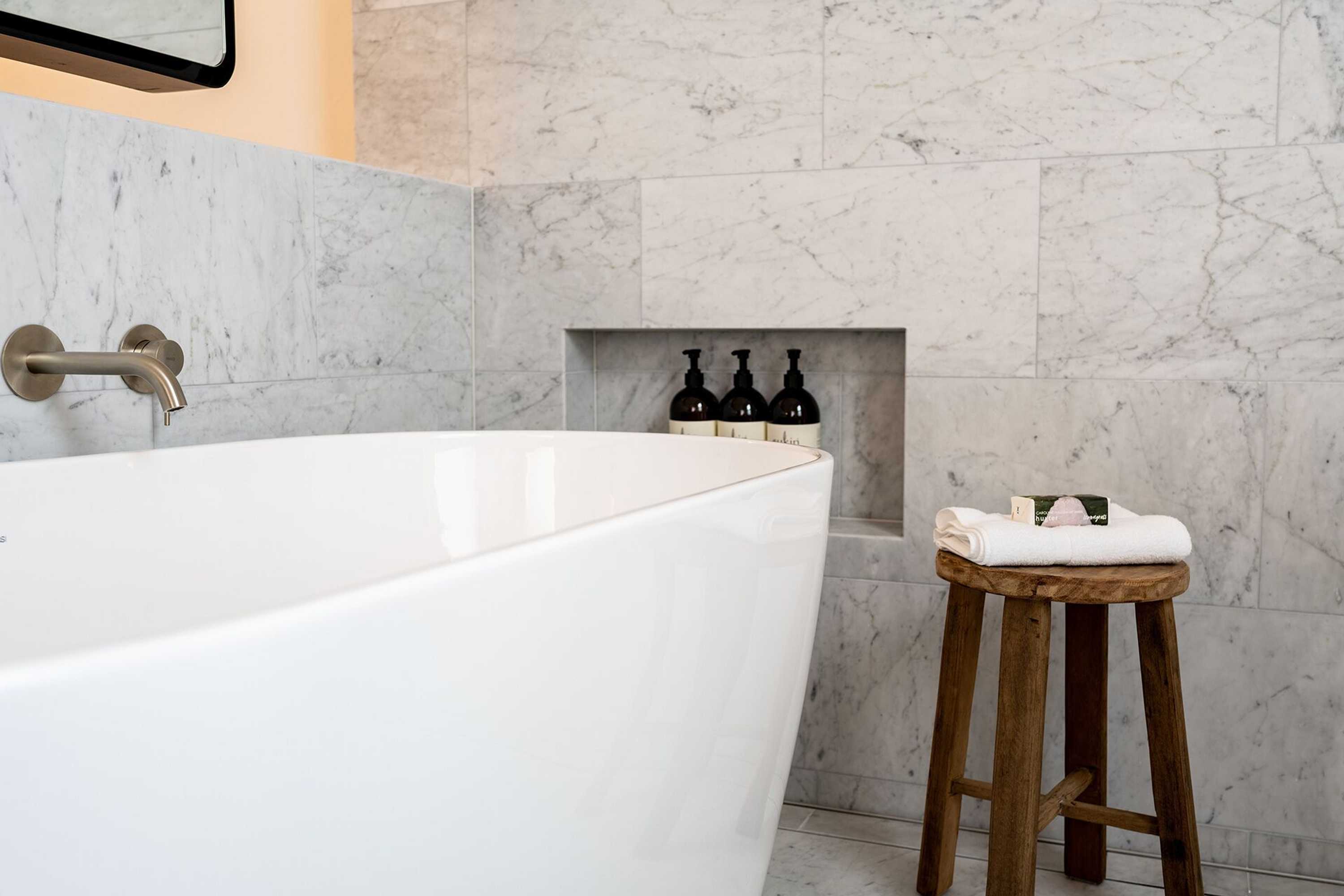 Gift card for Luxury at Lauralla - An Elegant Victorian Escape Gift card for Luxury at Lauralla - An Elegant Victorian Escape