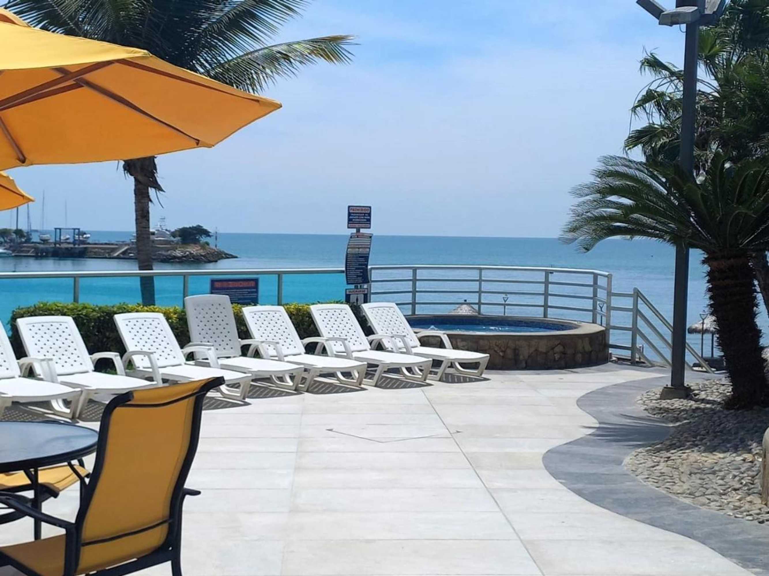 Gift card for Apartamento de Lujo al Pie Del Mar Condominio Torre Marina Gift card for Apartamento de Lujo al Pie Del Mar Condominio Torre Marina