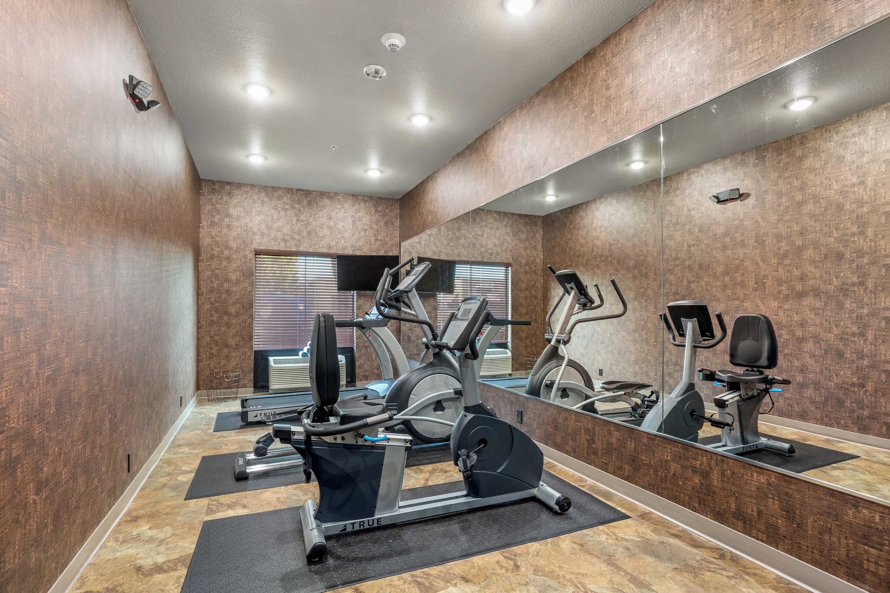 Gift card for Cobblestone Hotel & Suites - De Pere Green Bay