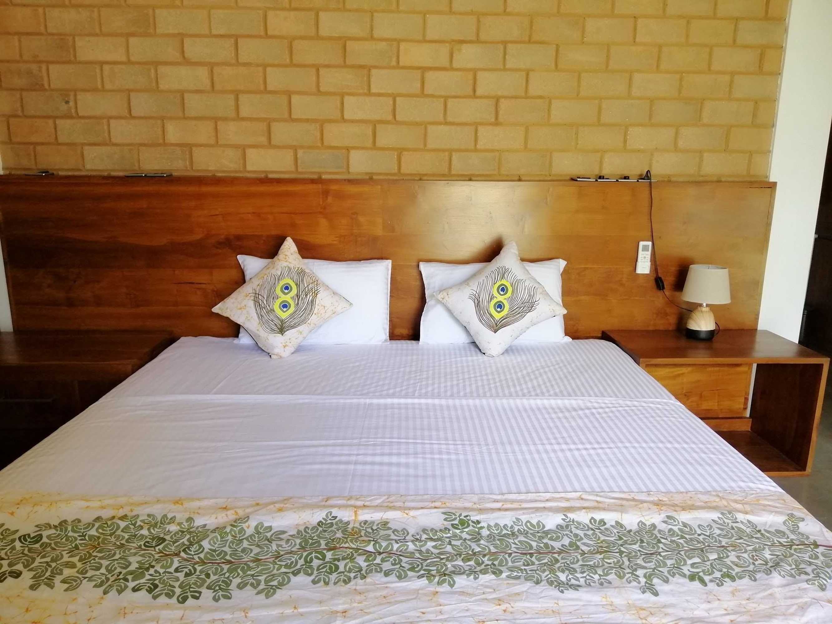 Gift card for Breezy Lake Eco Friendly Cabanas Yala Gift card for Breezy Lake Eco Friendly Cabanas Yala