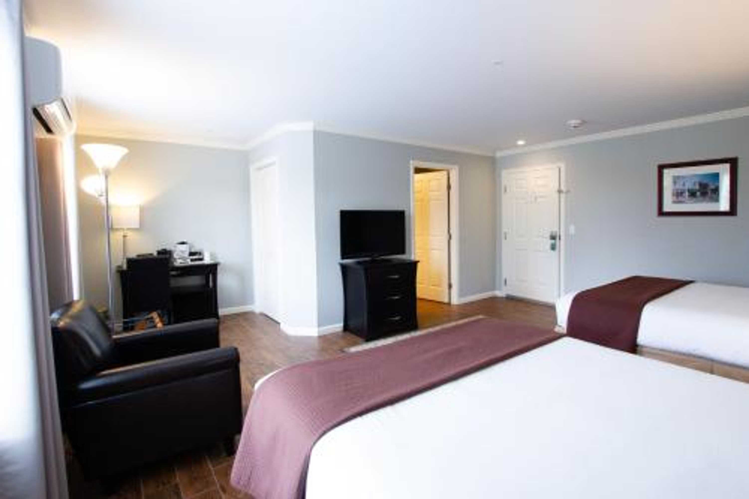 Gift card for The Dahlonega Square Hotel & Villas Gift card for The Dahlonega Square Hotel & Villas