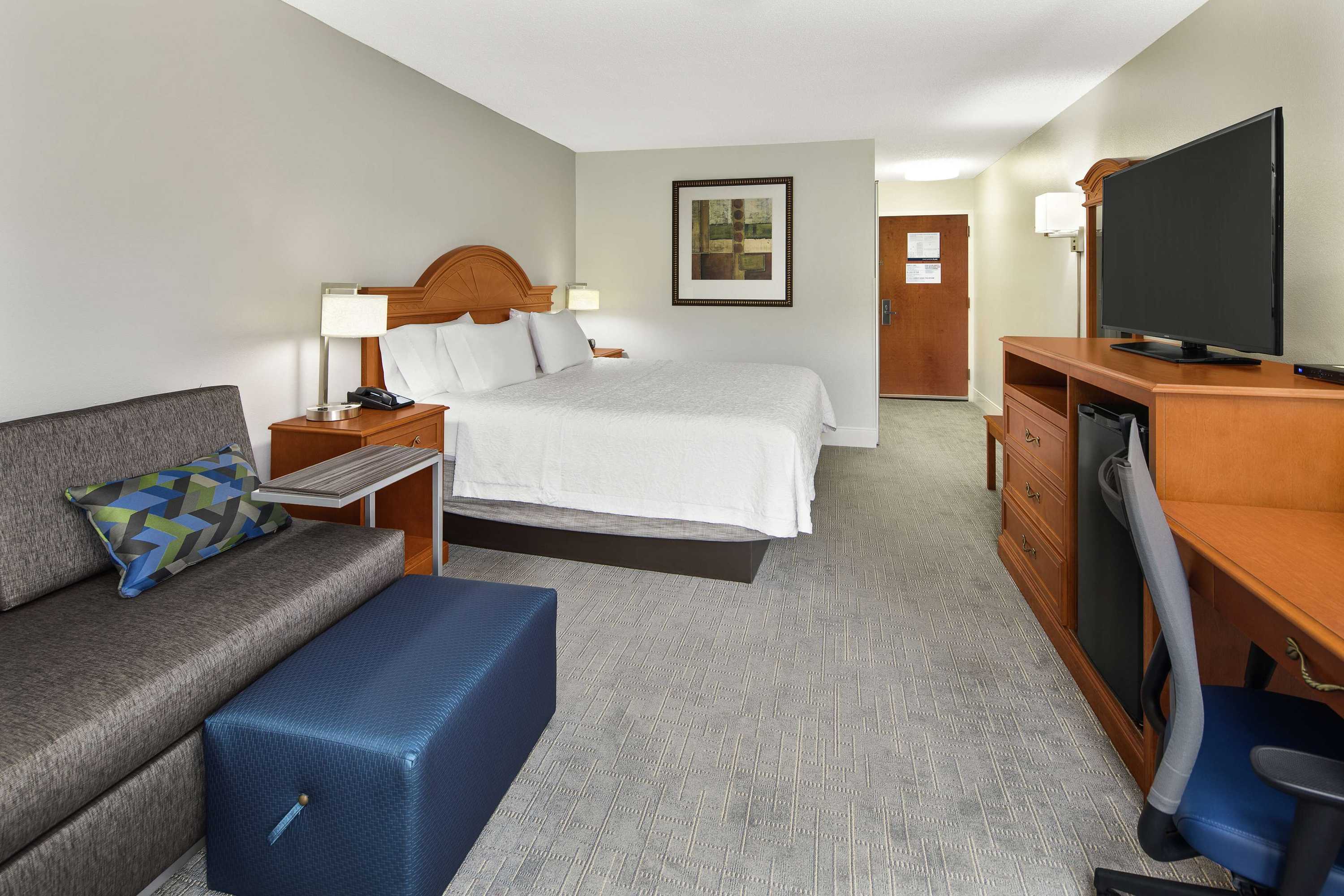Gift card for Hampton Inn Atlanta - Newnan Gift card for Hampton Inn Atlanta - Newnan