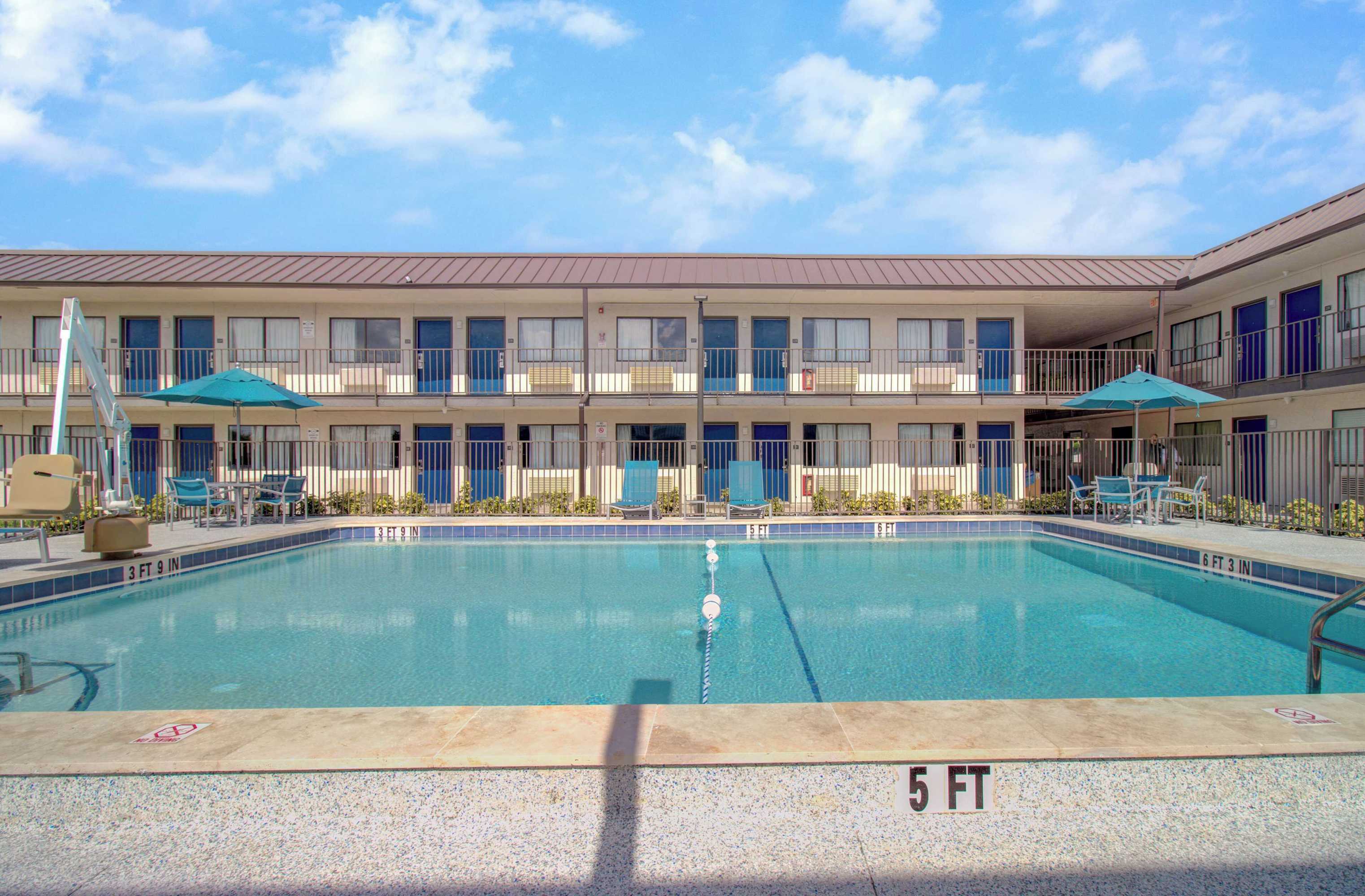Gift card for Motel 6 Venice, FL Gift card for Motel 6 Venice, FL