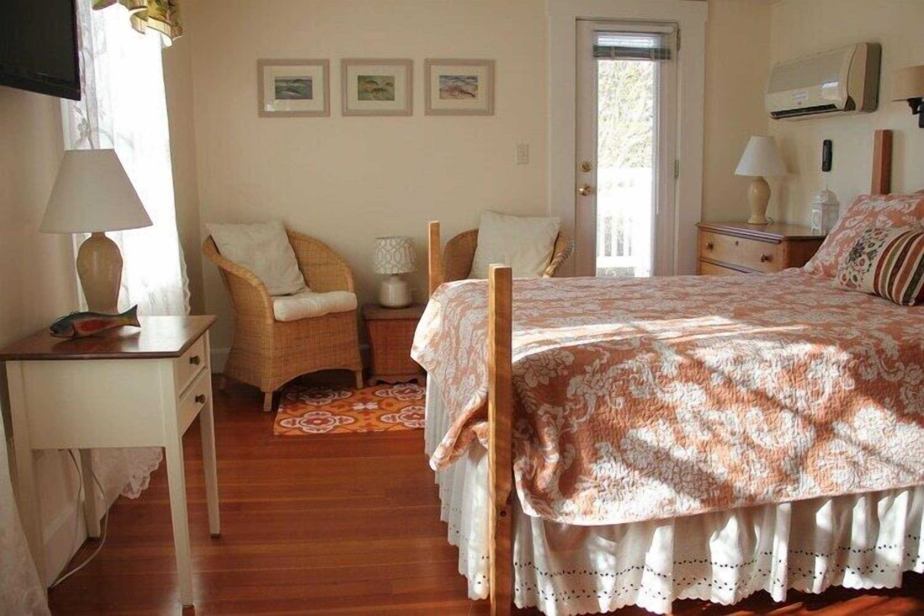Gift card for An English Garden Bed & Breakfast Gift card for An English Garden Bed & Breakfast