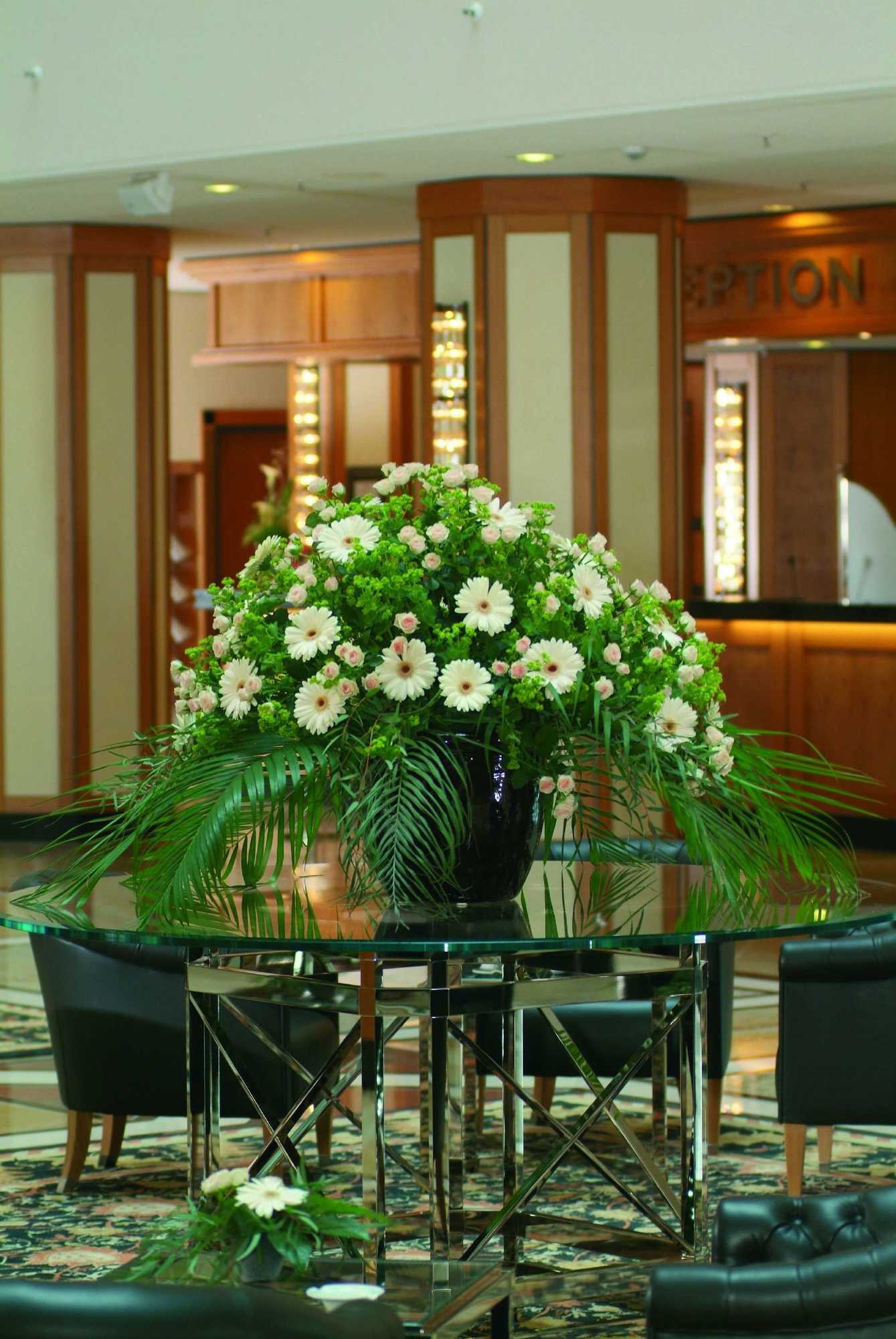 Gift card for Maritim Hotel & Internationales Congress Center Dresden Gift card for Maritim Hotel & Internationales Congress Center Dresden