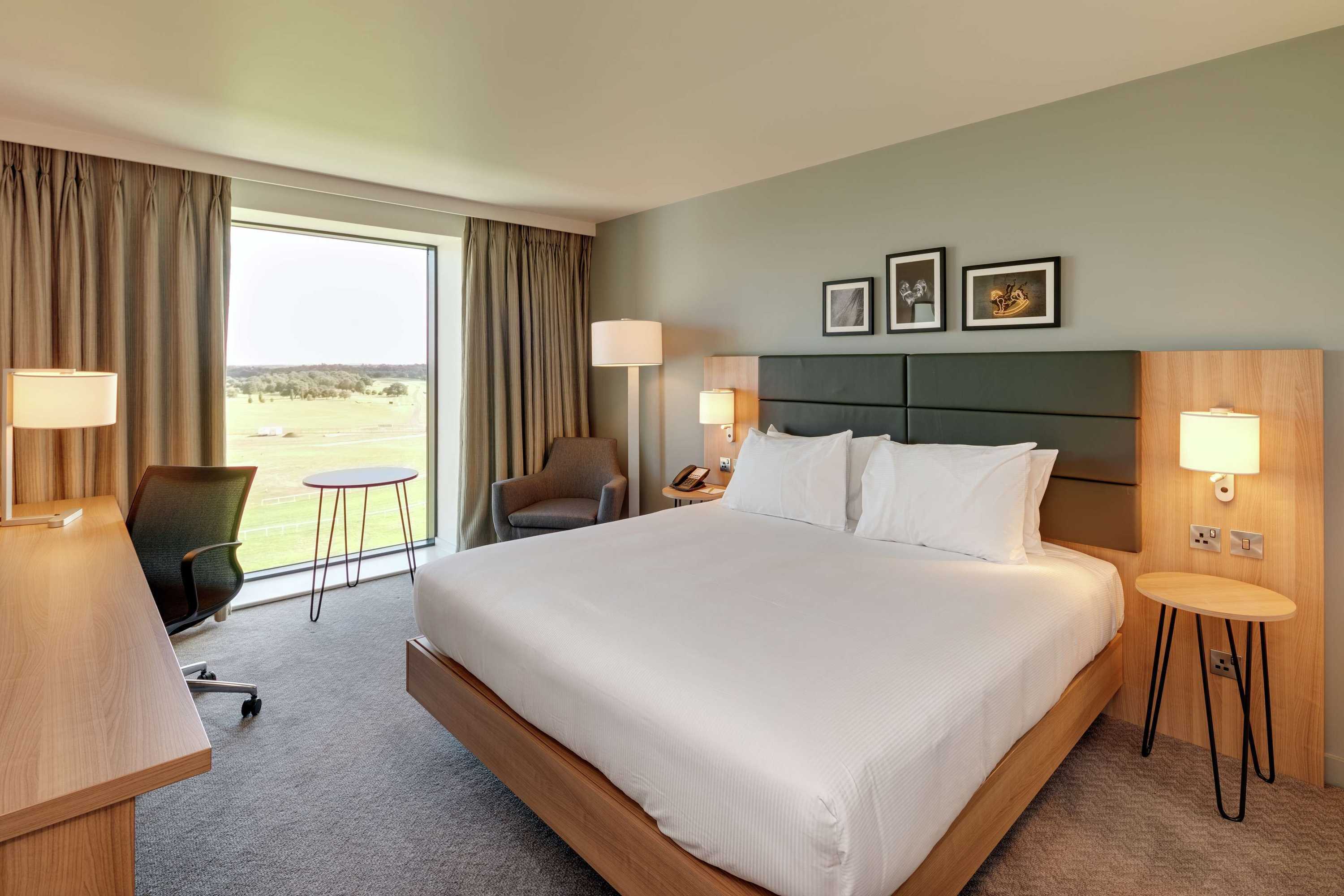 Gift card for Hilton Garden Inn Doncaster Racecourse Gift card for Hilton Garden Inn Doncaster Racecourse