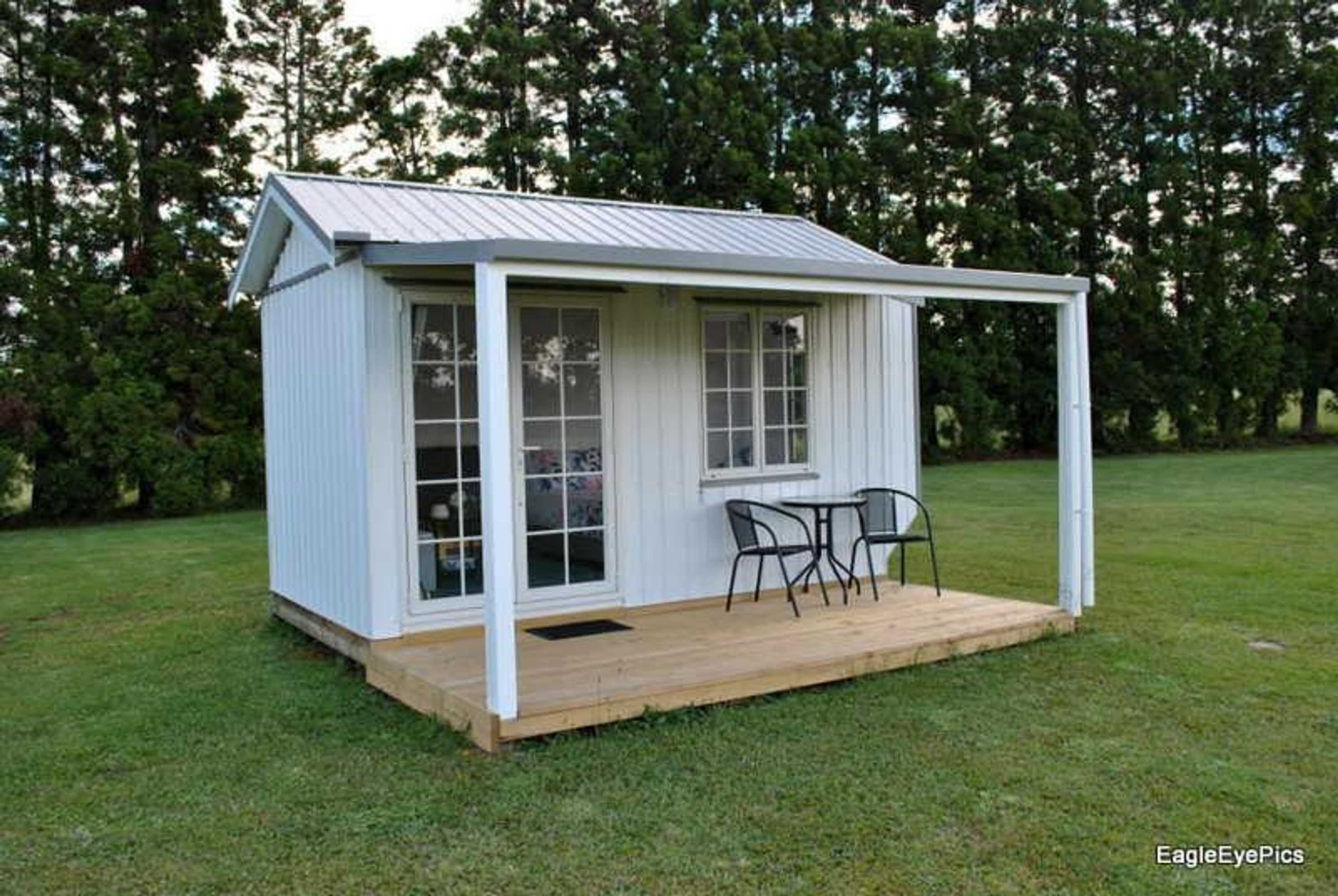 Gift card for Palm Drive 'cozy Cabins'