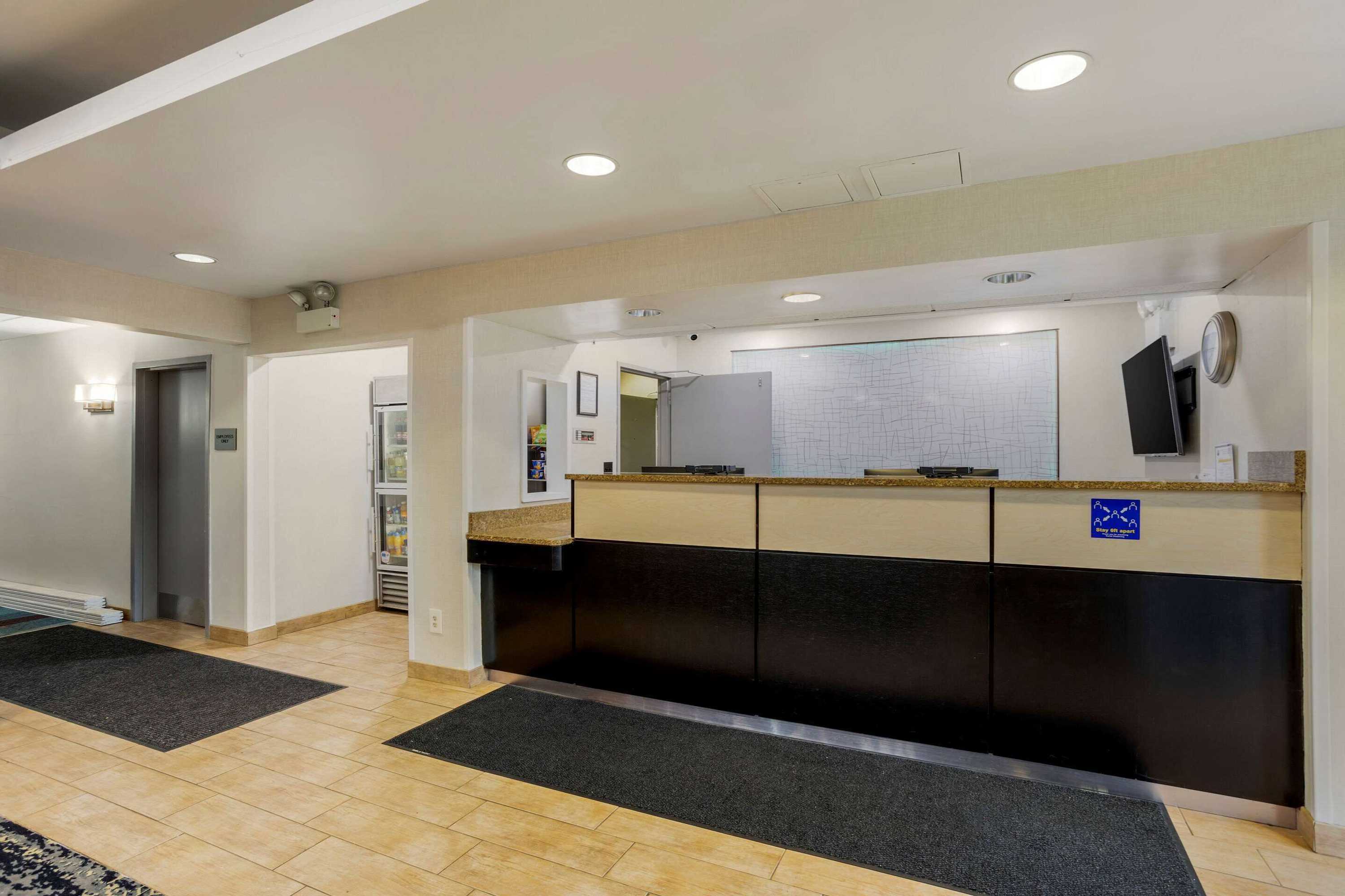 Gift card for Comfort Inn & Suites Mt Laurel-Philadelphia Gift card for Comfort Inn & Suites Mt Laurel-Philadelphia