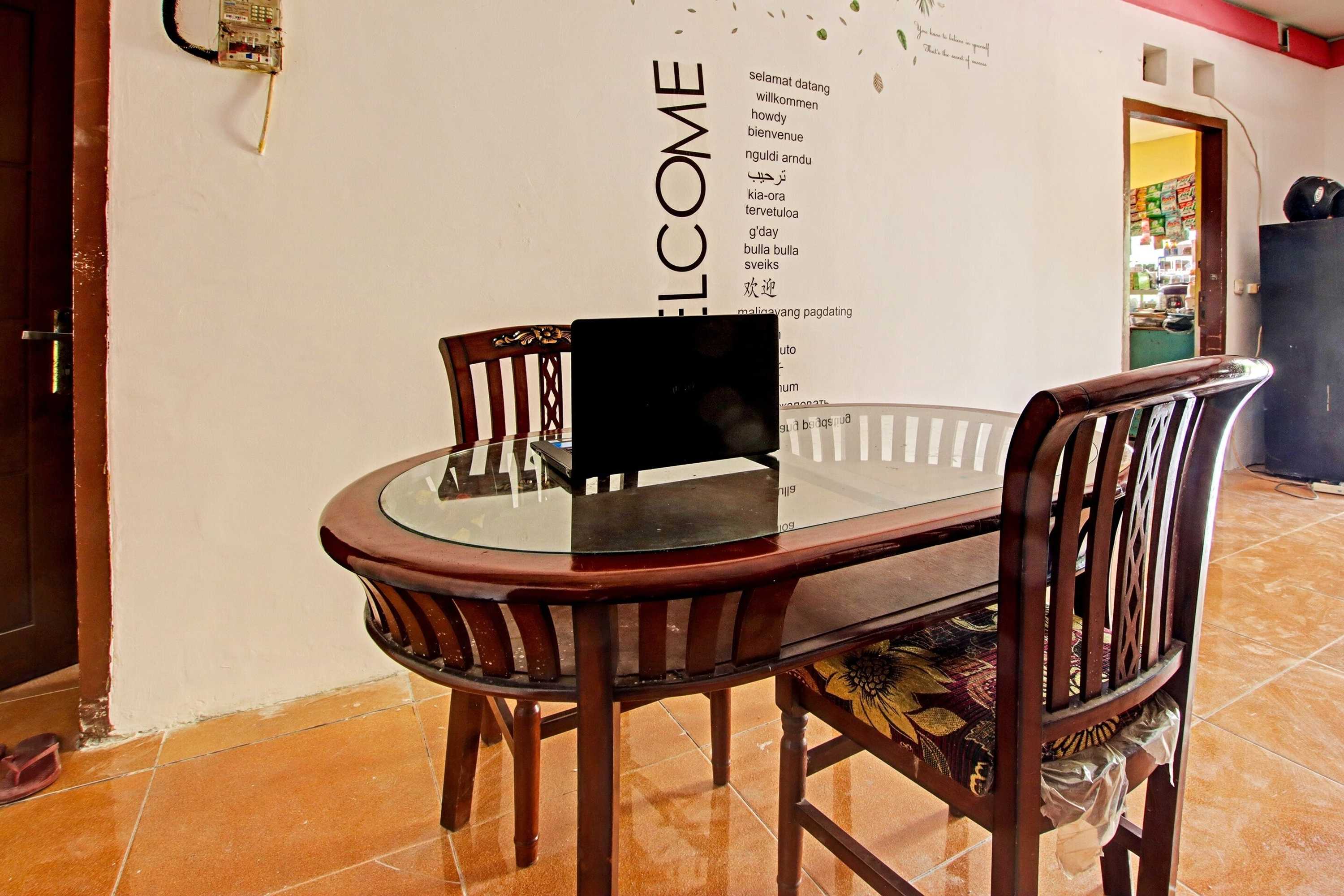 Gift card for Oyo 91506 Kedai Cinta Guest House Gift card for Oyo 91506 Kedai Cinta Guest House