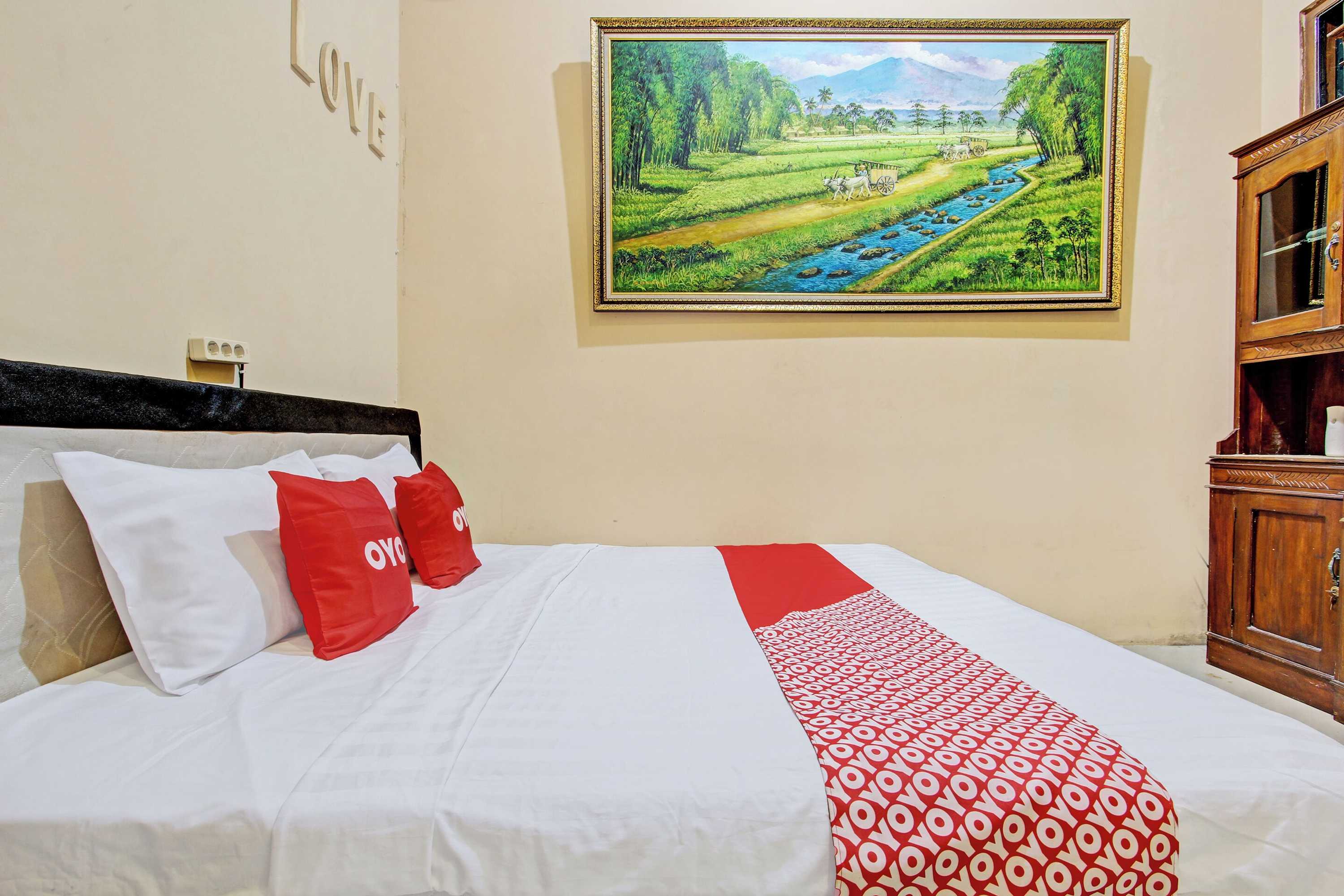 Gift card for Oyo 92851 Homestay Borobudur Specpacker Syariah Gift card for Oyo 92851 Homestay Borobudur Specpacker Syariah