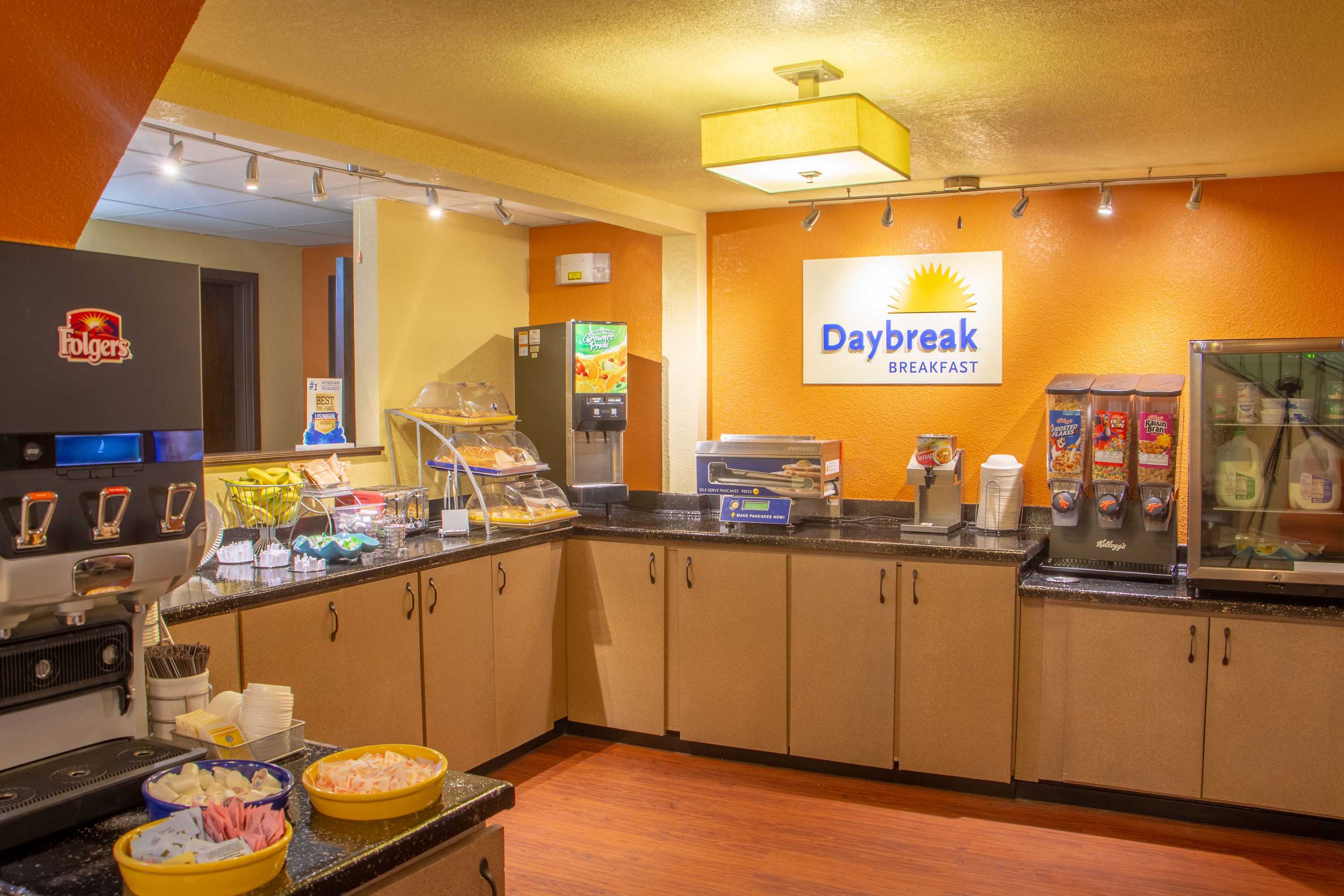 Gift card for Days Inn & Suites by Wyndham Stevens Point Gift card for Days Inn & Suites by Wyndham Stevens Point