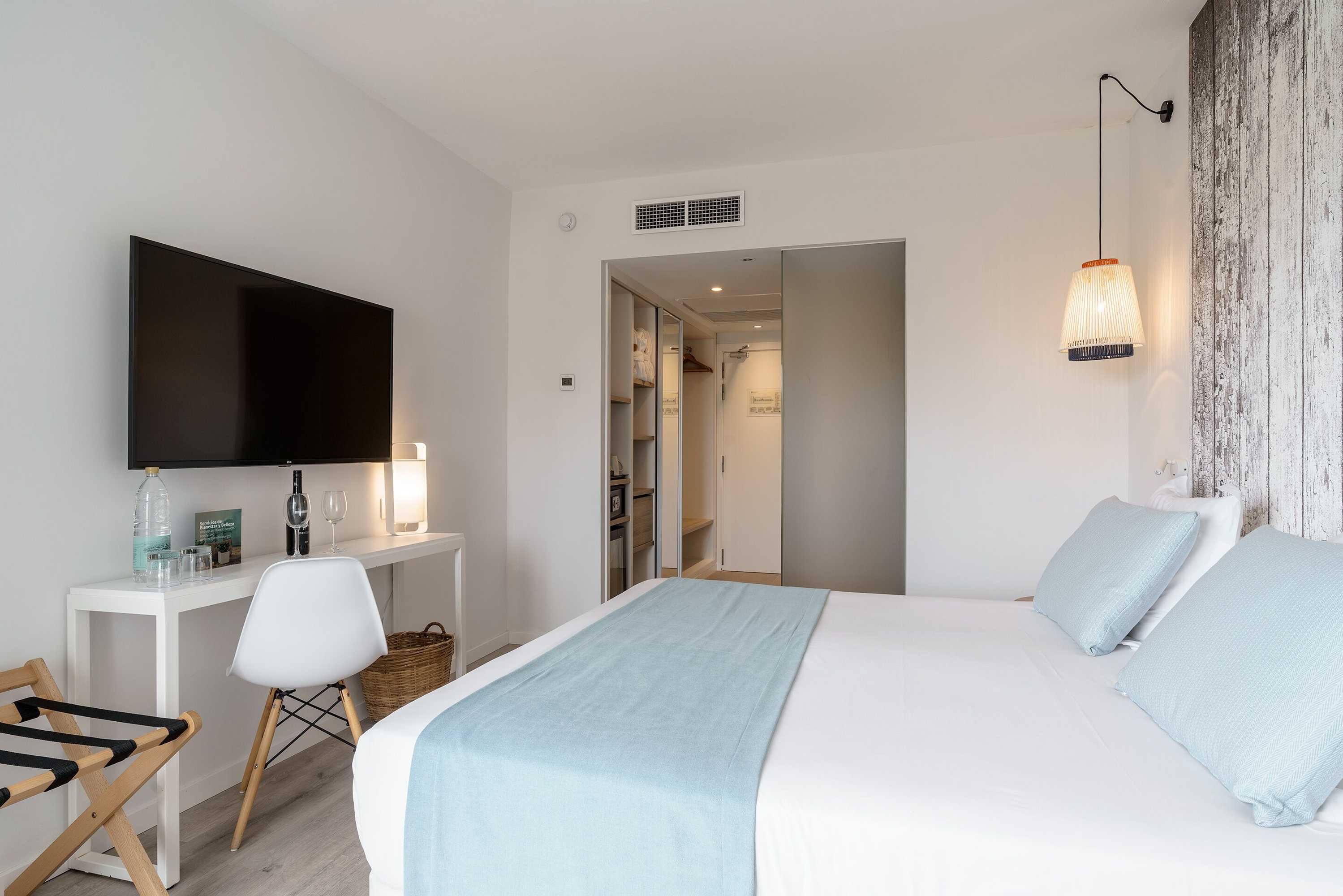 Gift card for Aluasoul Mallorca Resort - Adults Only Gift card for Aluasoul Mallorca Resort - Adults Only