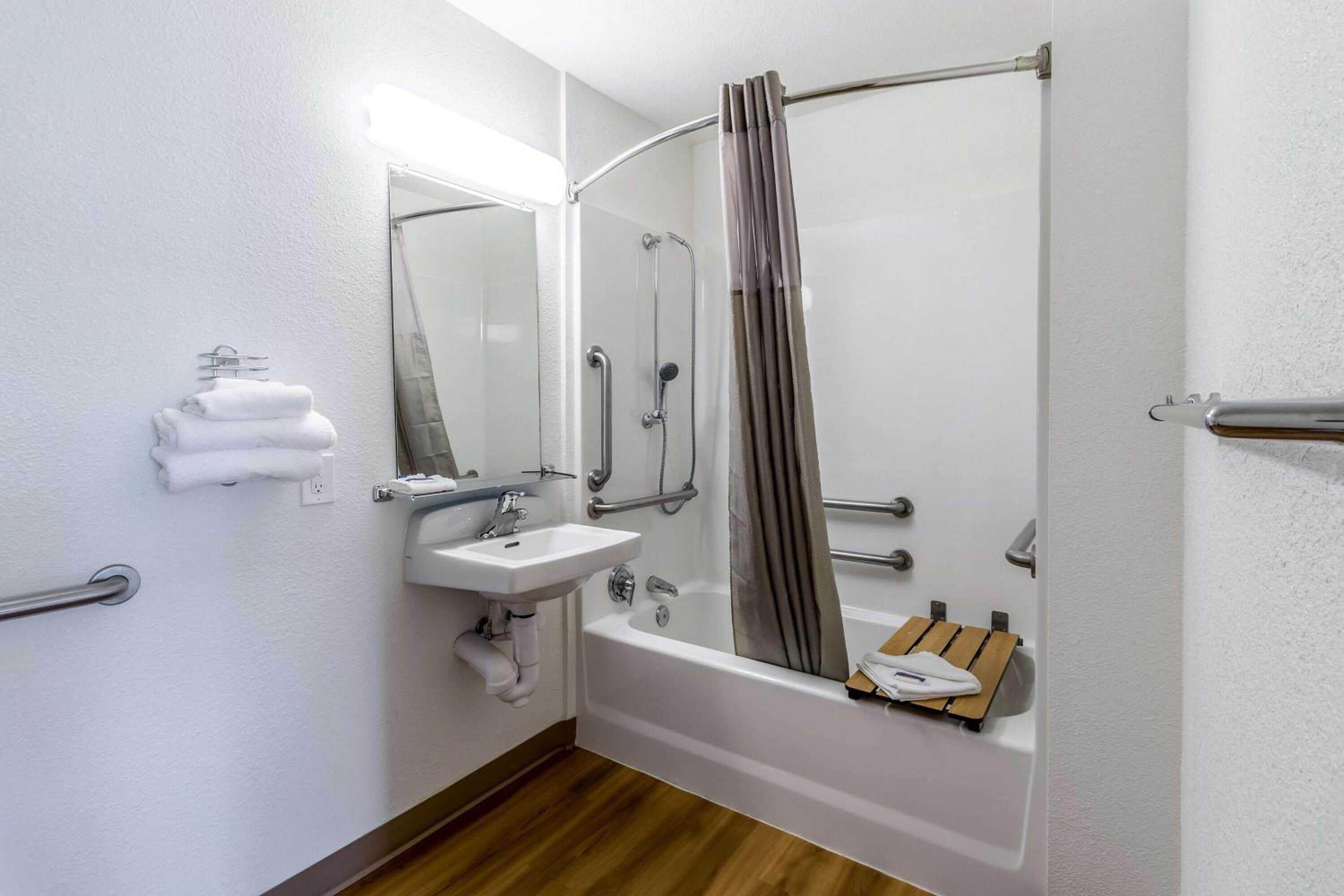 Gift card for Motel 6 Seattle North Kirkland