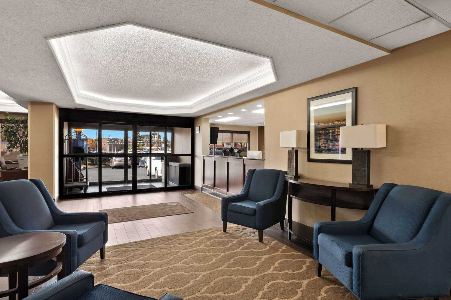 Gift card for Comfort Inn Bordentown Near NJ Turnpike