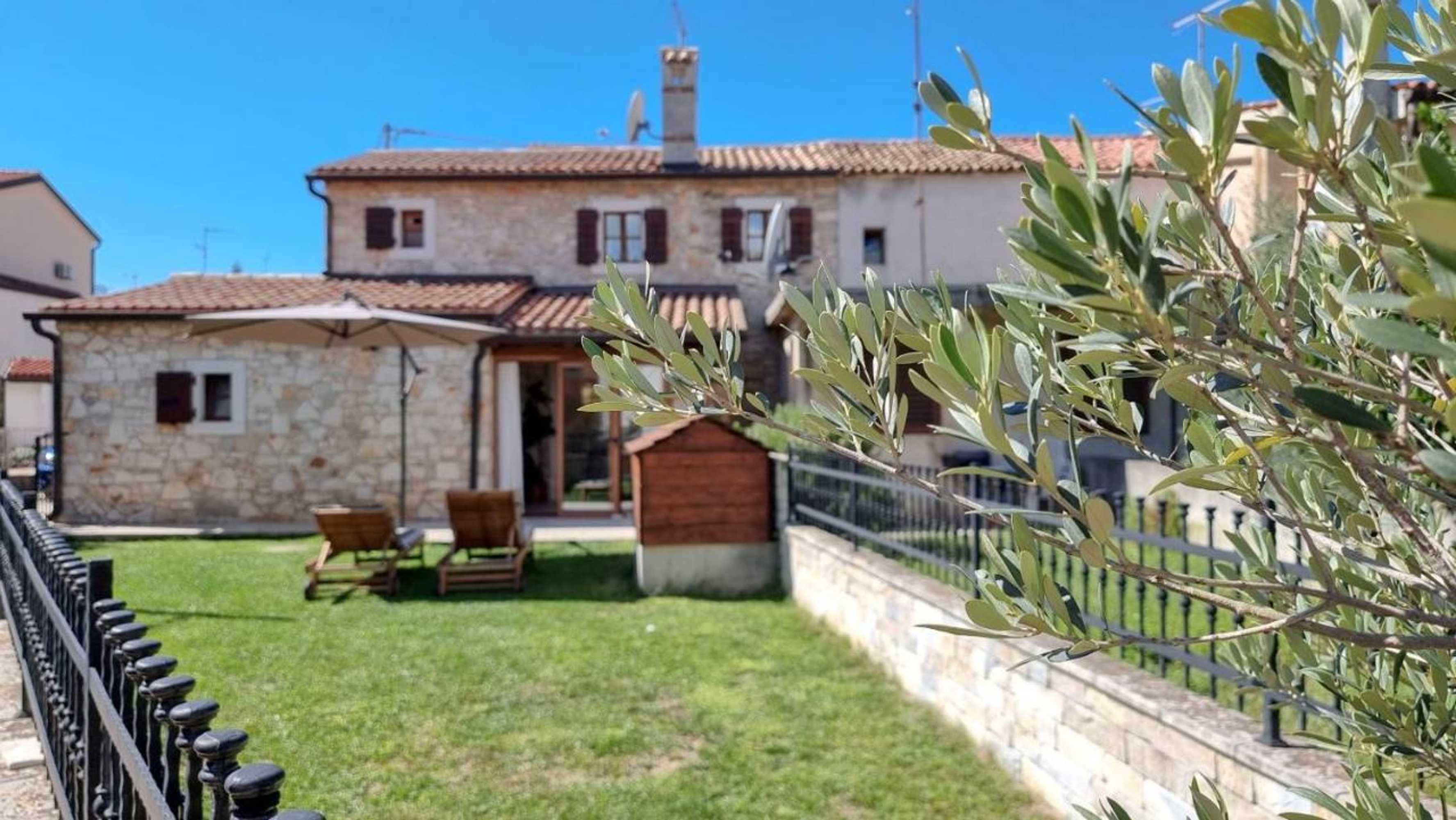 Gift card for Ariana