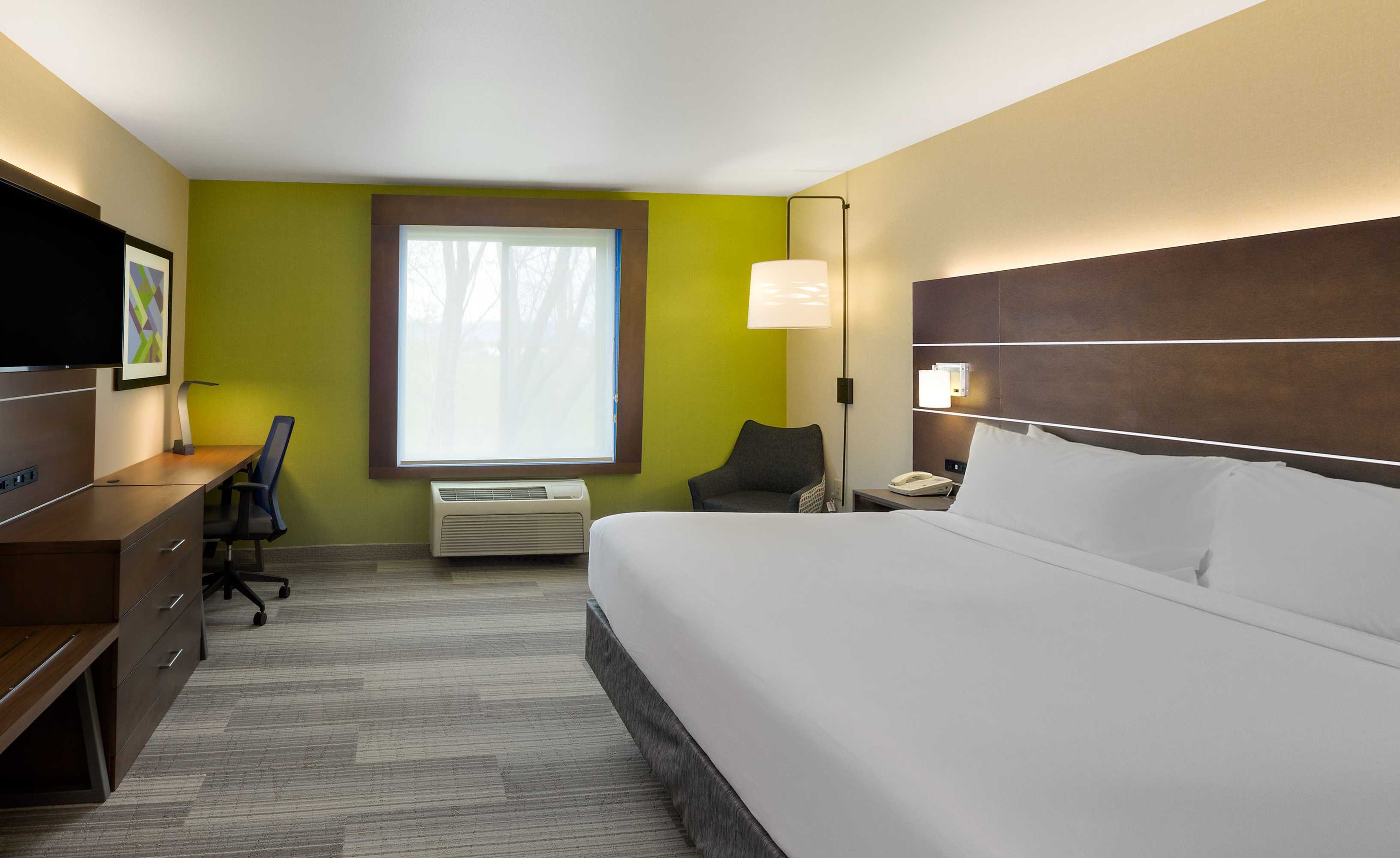 Gift card for Holiday Inn Express Ellensburg by Ihg Gift card for Holiday Inn Express Ellensburg by Ihg